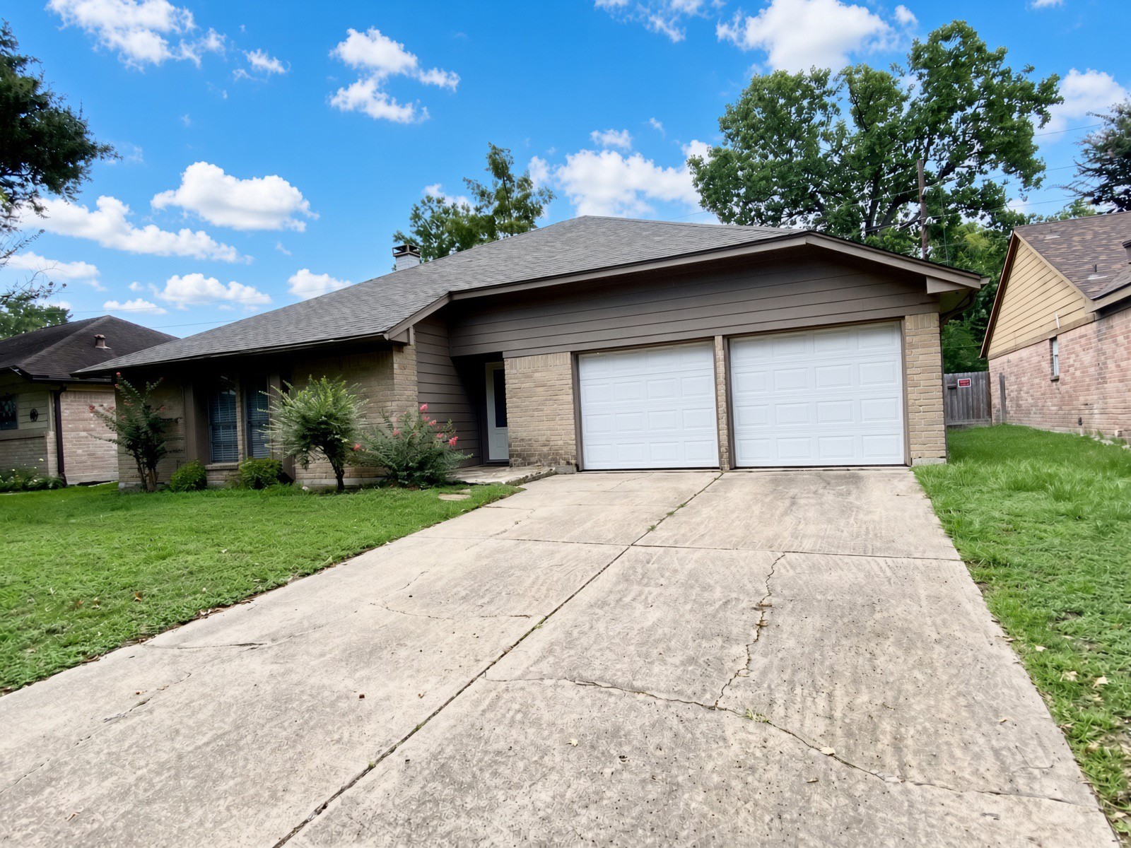15634 Fox Springs Drive Property Photo 10