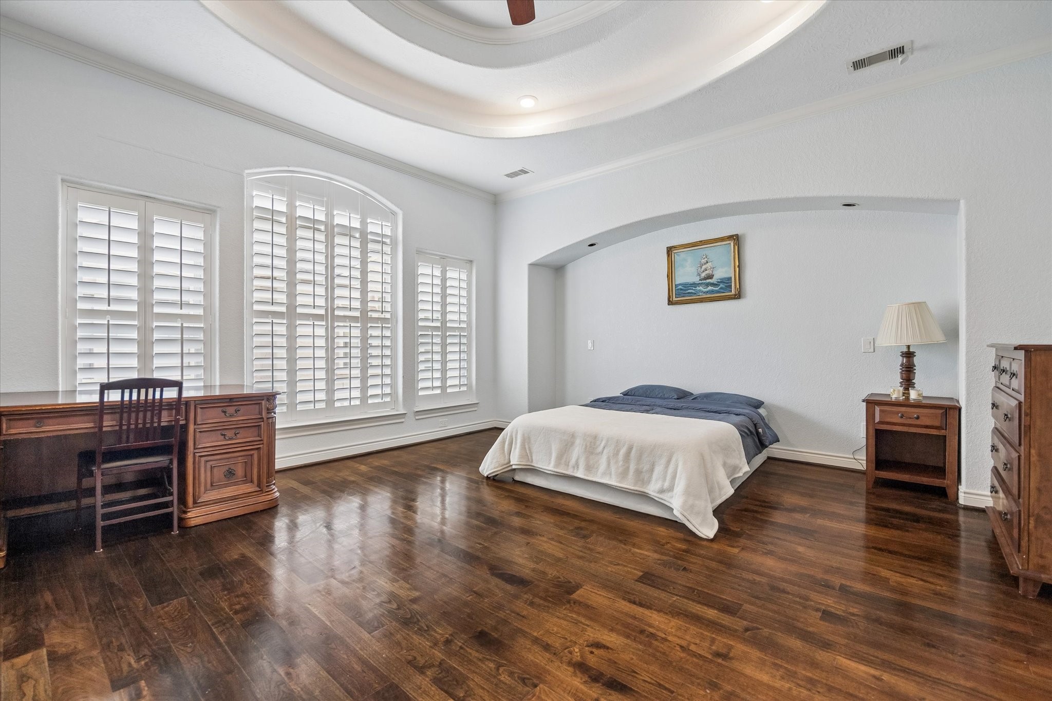 2128 Harold Street A Property Photo 5