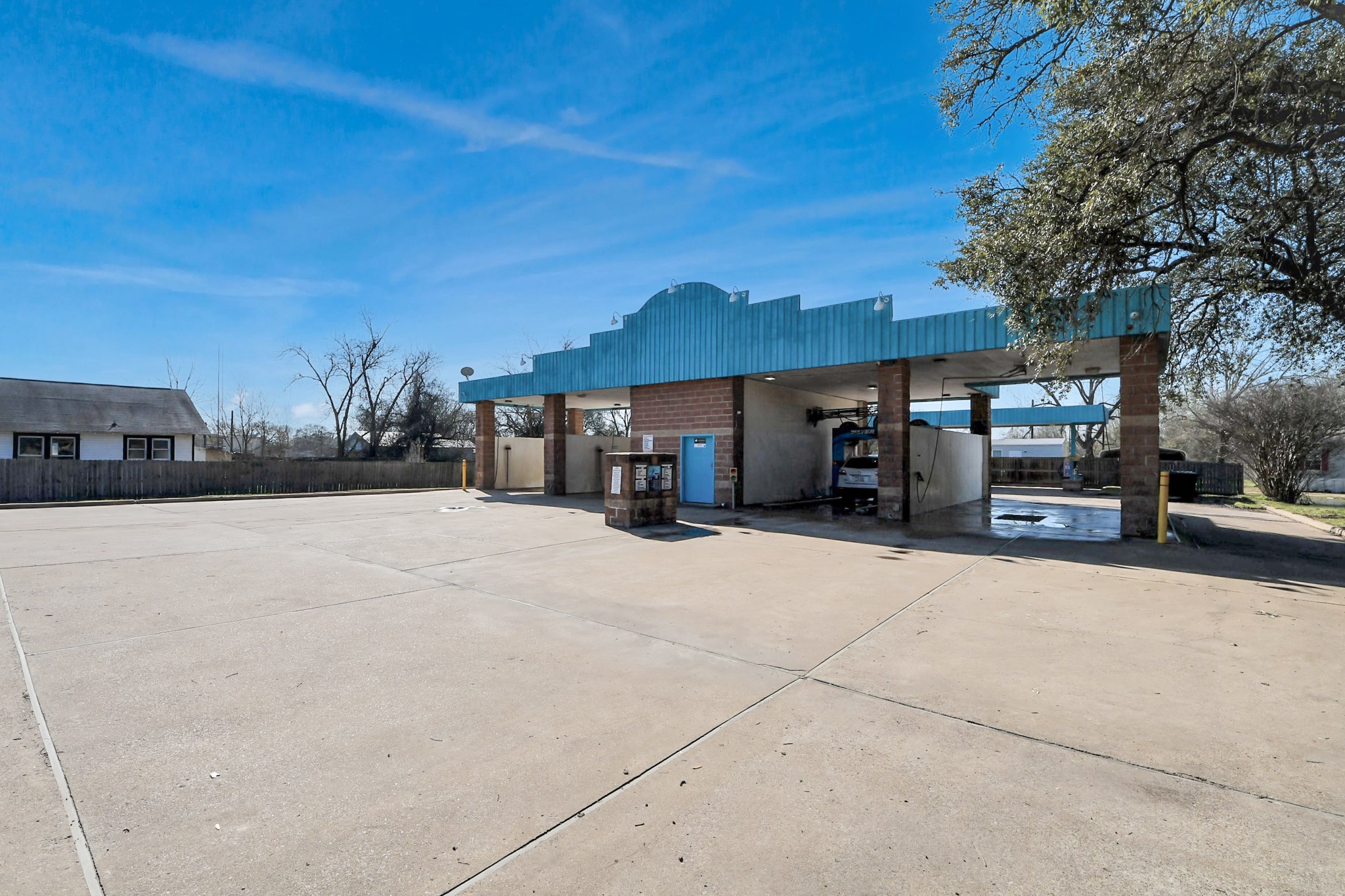 452 S Robb Street Property Photo 5