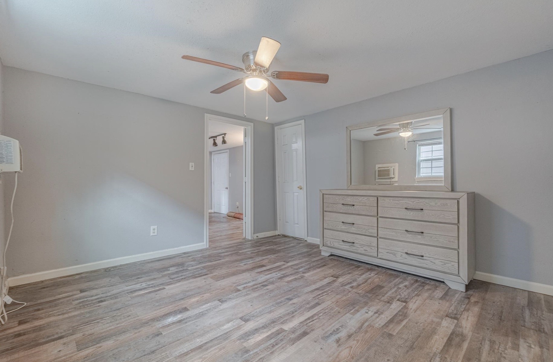 4206 A&b Walker Street Property Photo 32