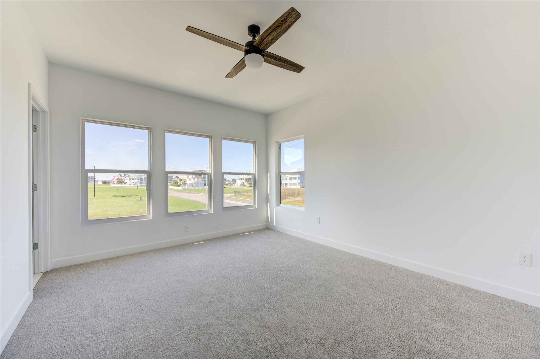 21201 Scissor Tail Lane Property Photo 37