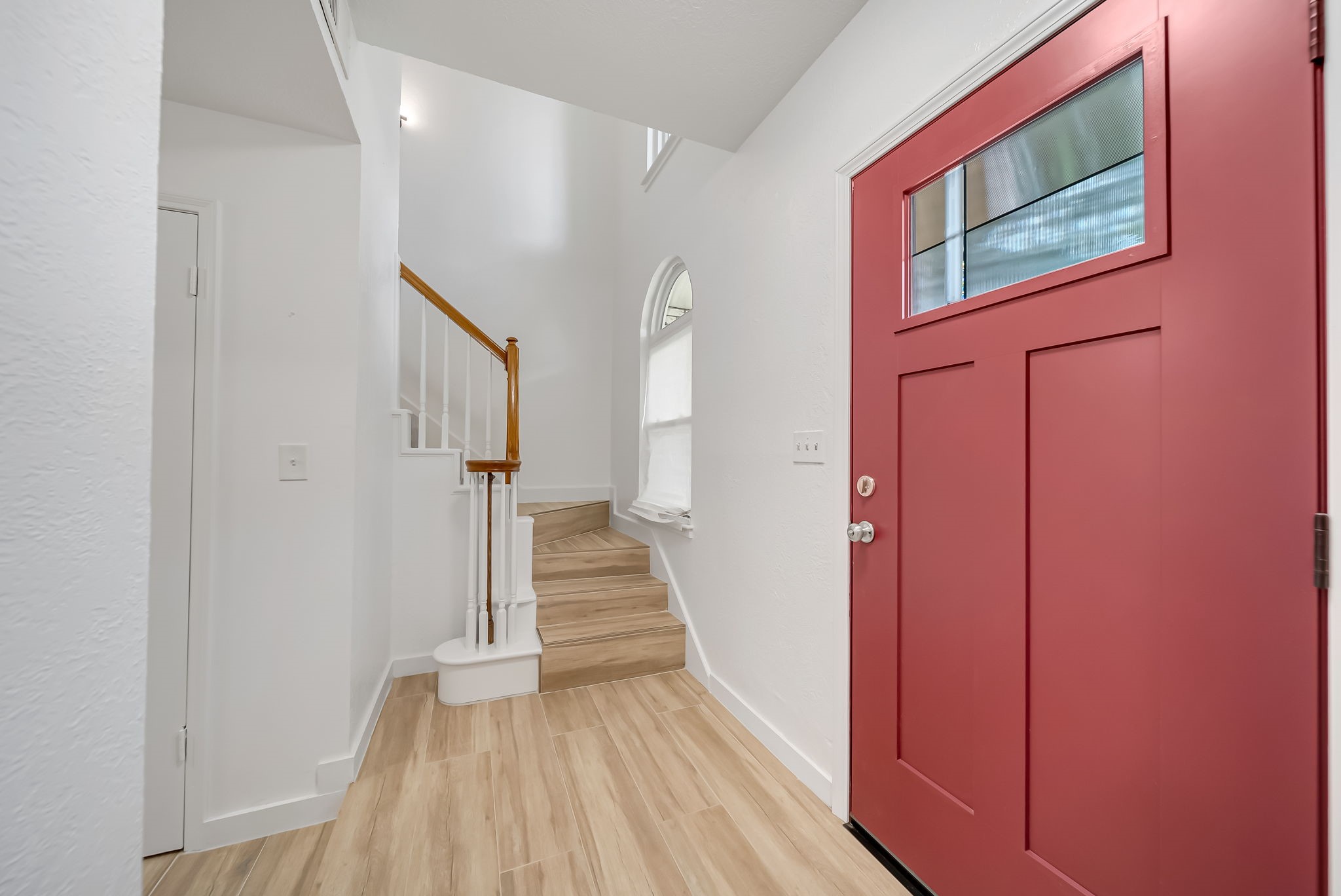 10732 Briar Forest Drive Property Photo 3