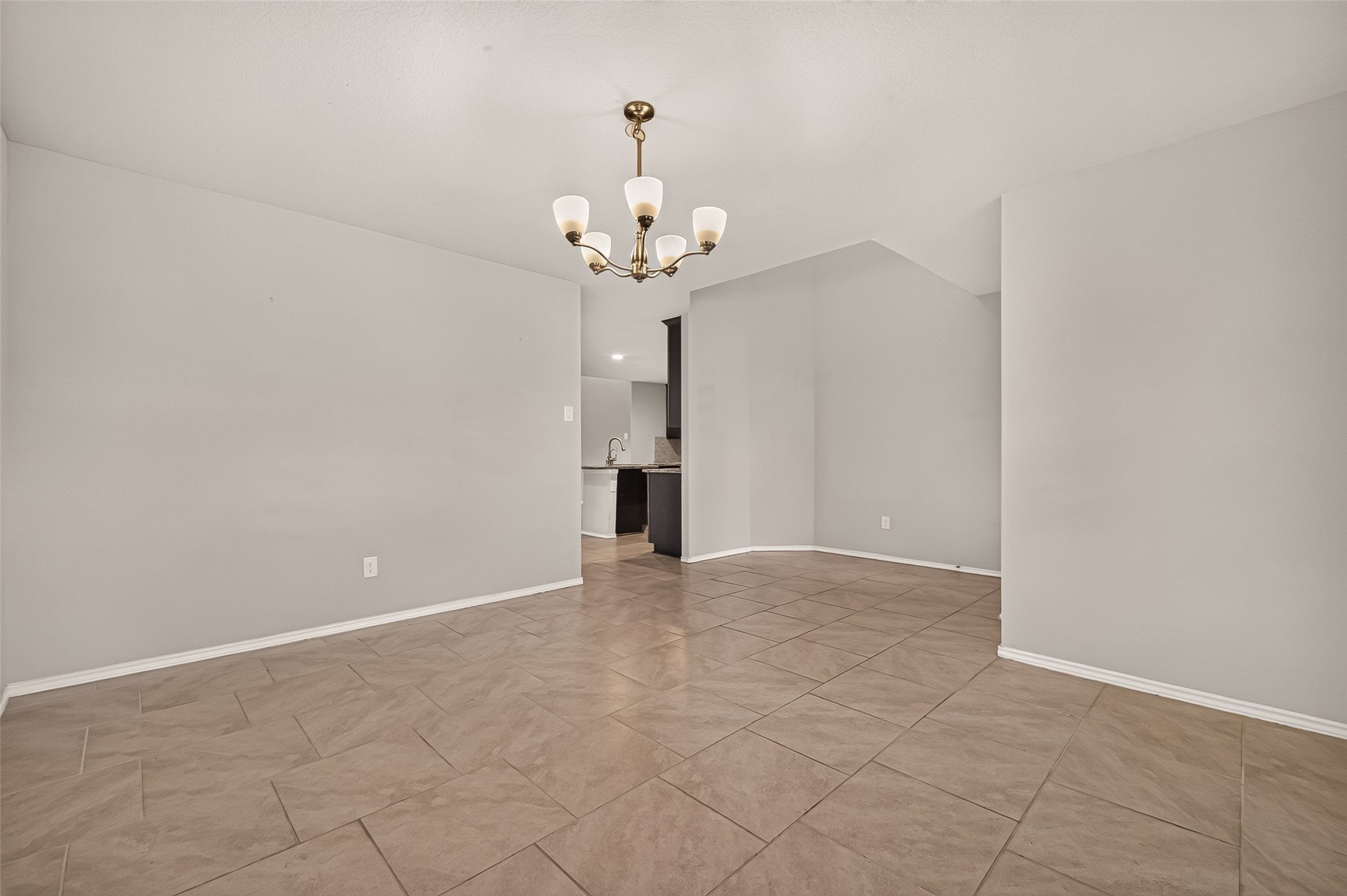 22043 Mission Canyon Lane Property Photo 9