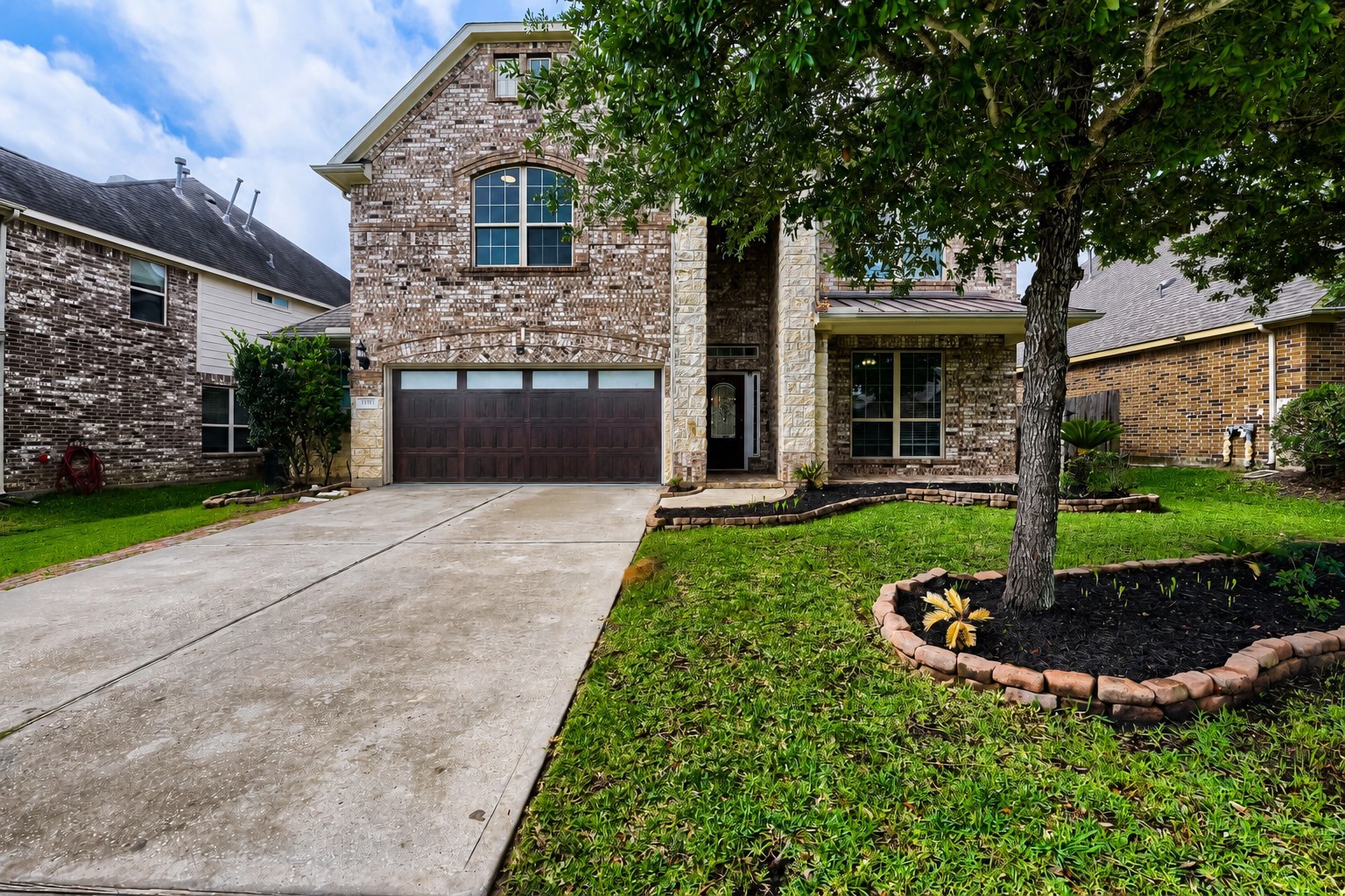 8410 Misty Mountain Trail Lane Property Photo 1