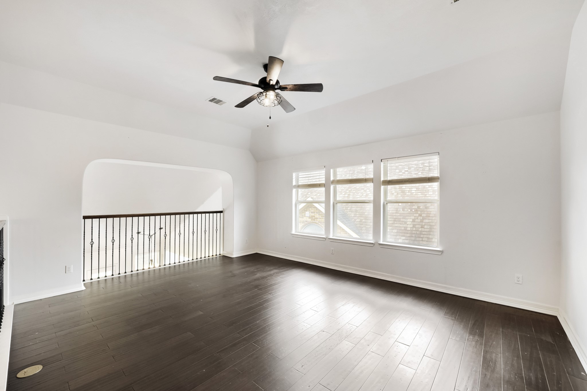 8410 Misty Mountain Trail Lane Property Photo 11