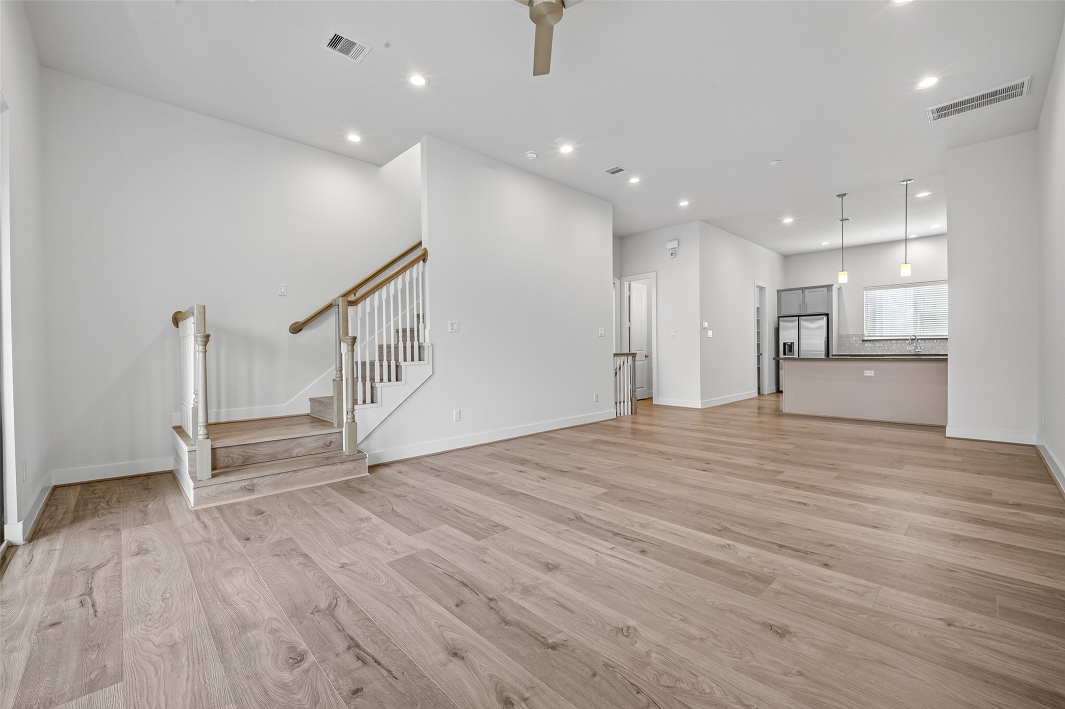 5209 Allen Street L Property Photo 28