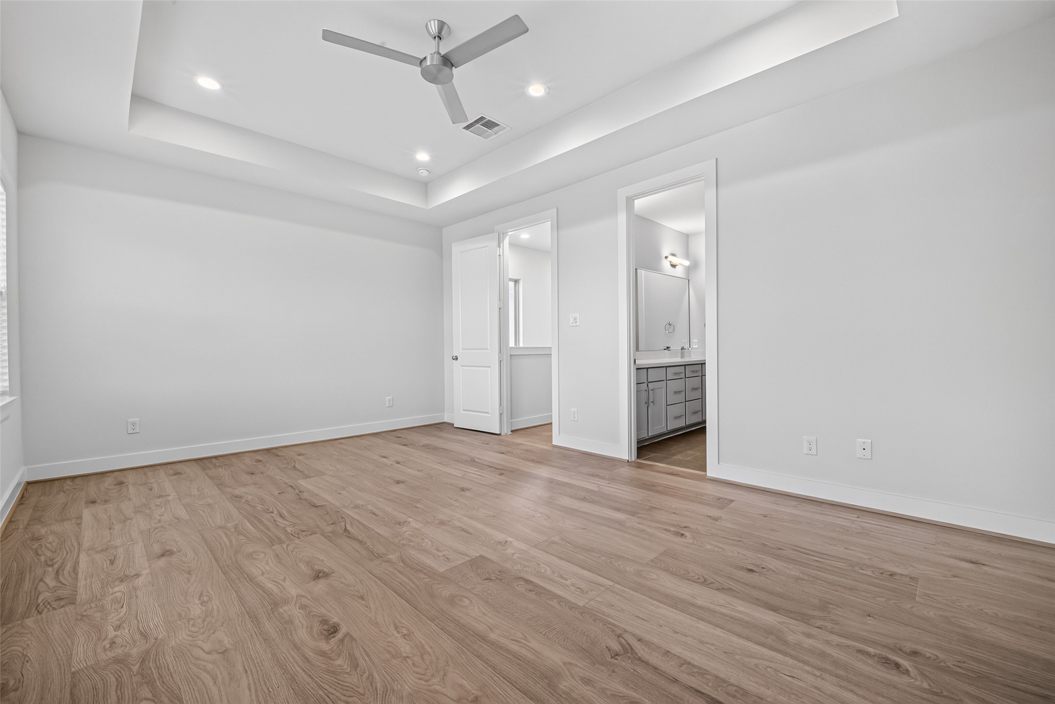 5209 Allen Street L Property Photo 38