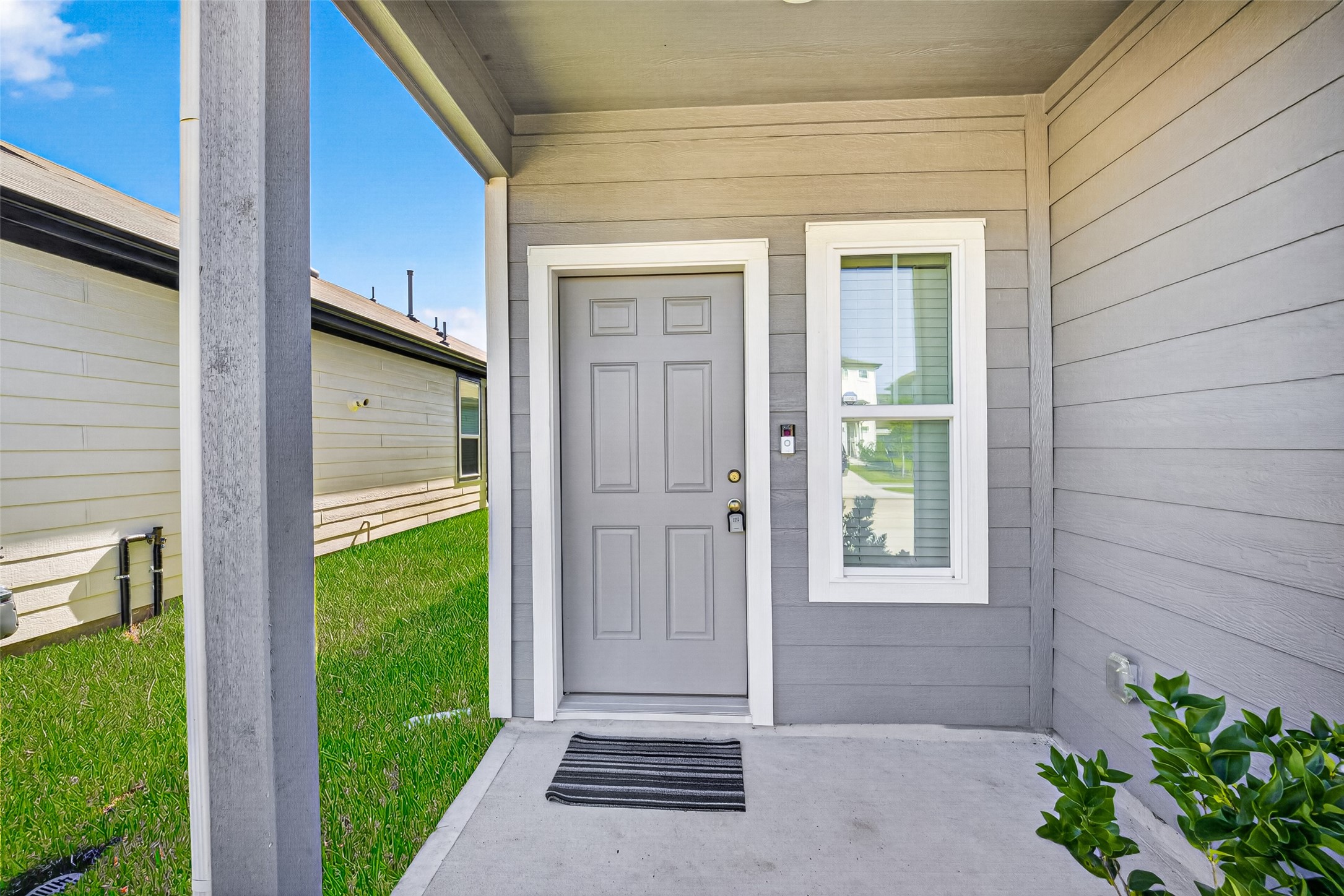 24657 Monarch Forest Drive Property Photo 3