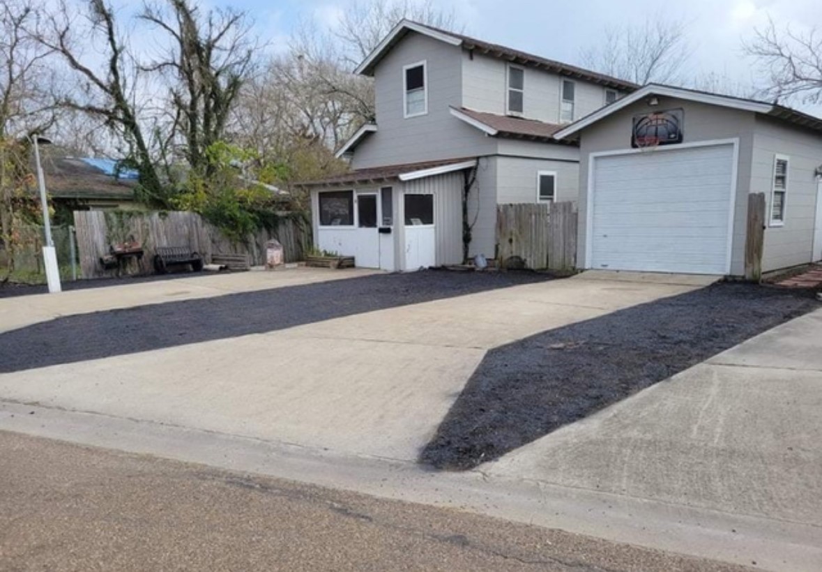 206 Cheeves Avenue Property Photo