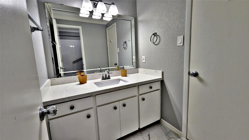 6726 Buffalo Speedway Property Photo 25