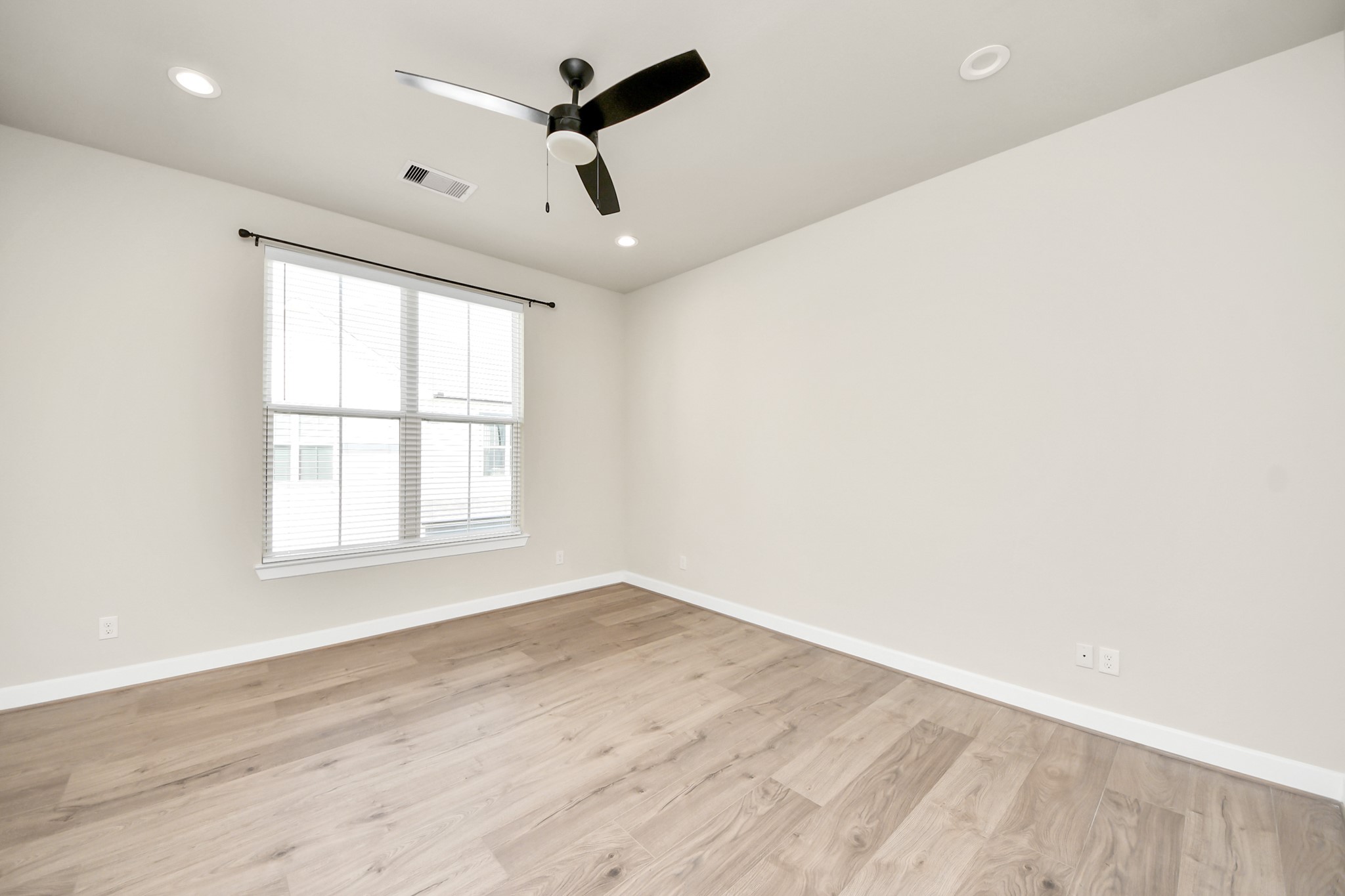 5908 Jasper Jones Way Property Photo 15