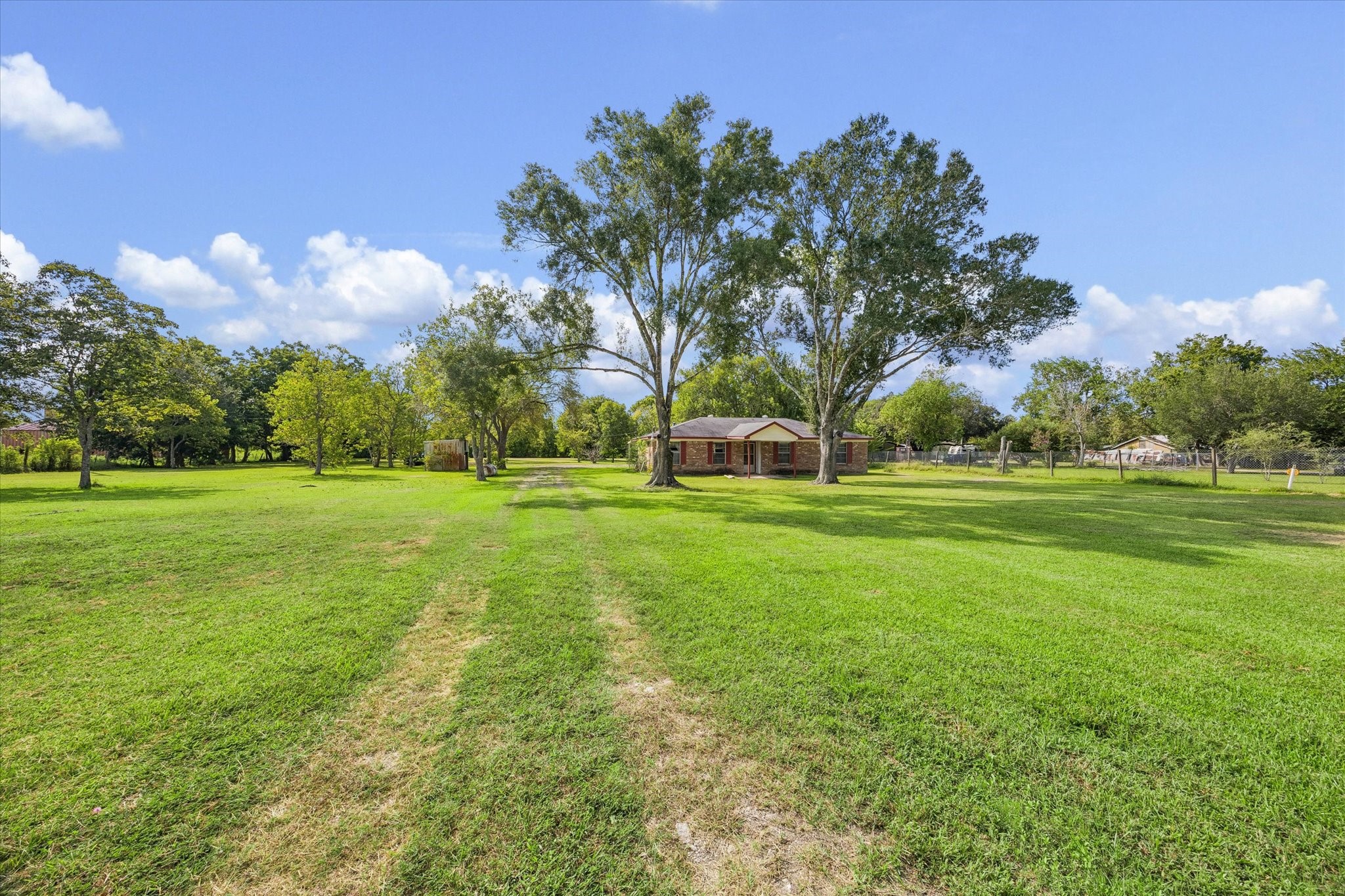 18111 Roy Long Road Property Photo 2