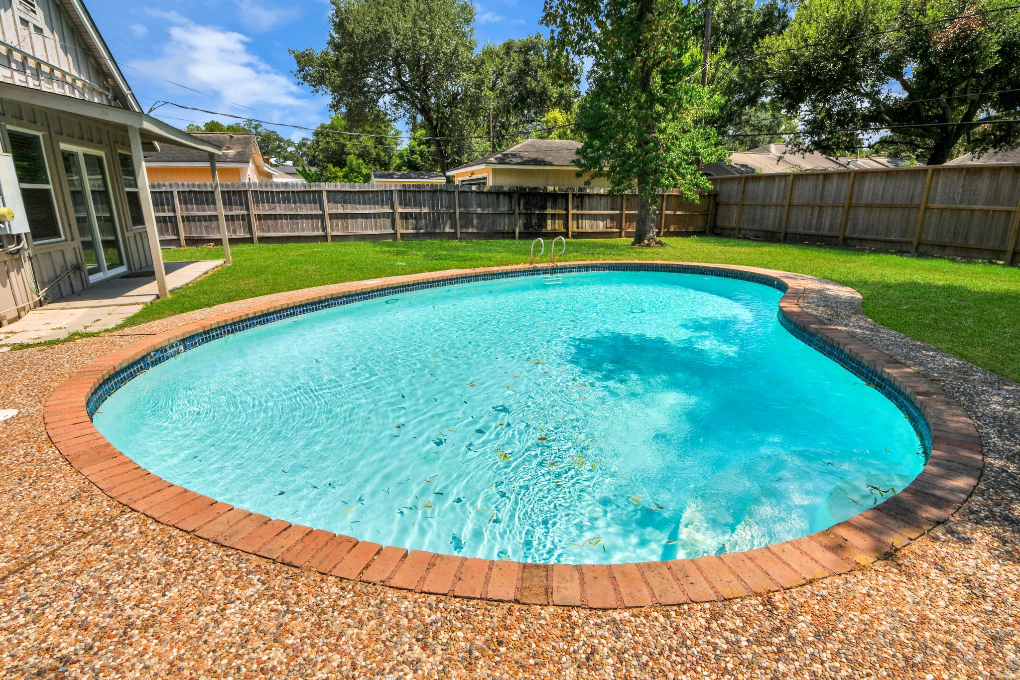 5139 Beechnut Street Property Photo 45