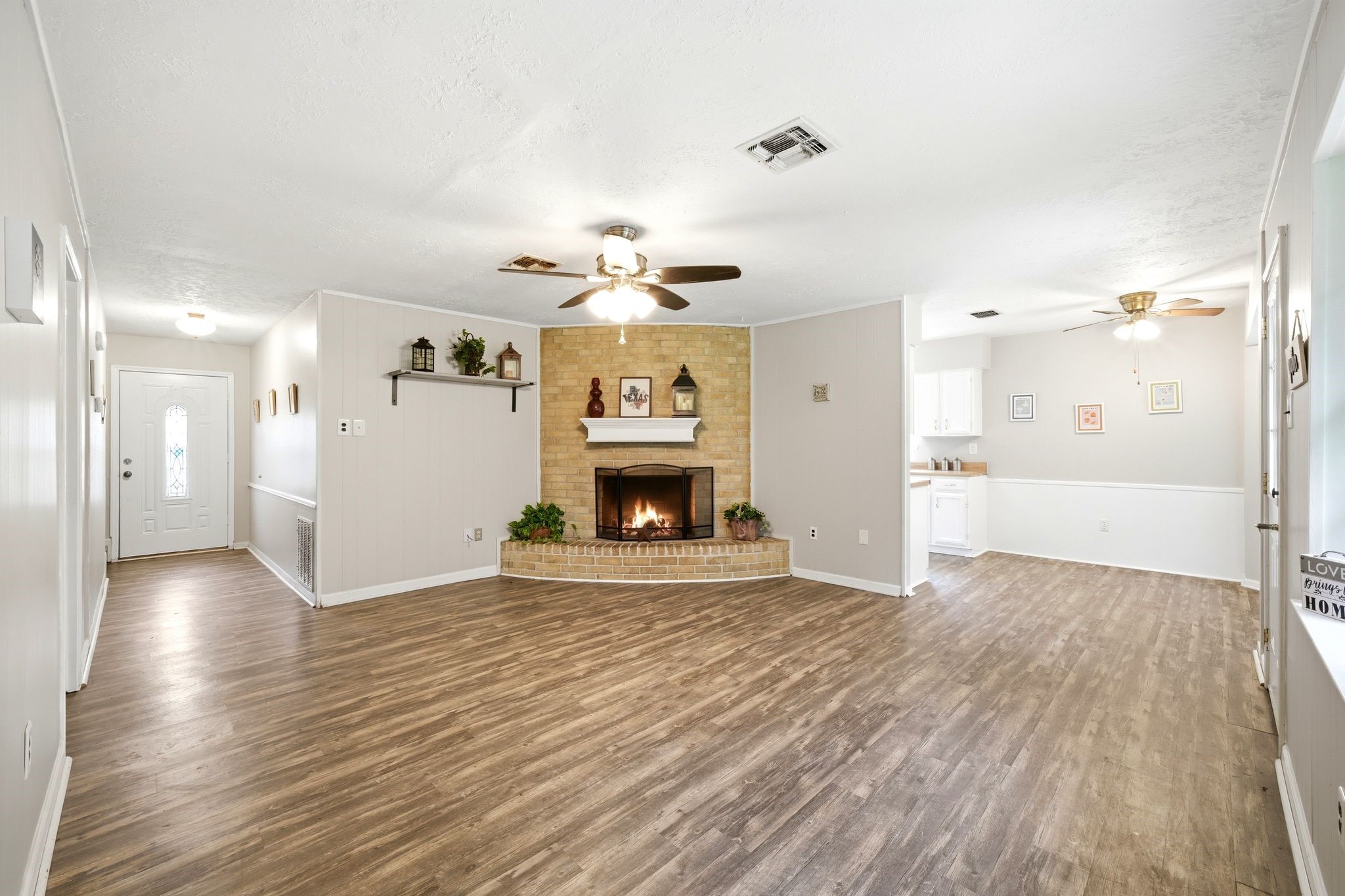 23303 Berry Pine Drive Property Photo 10