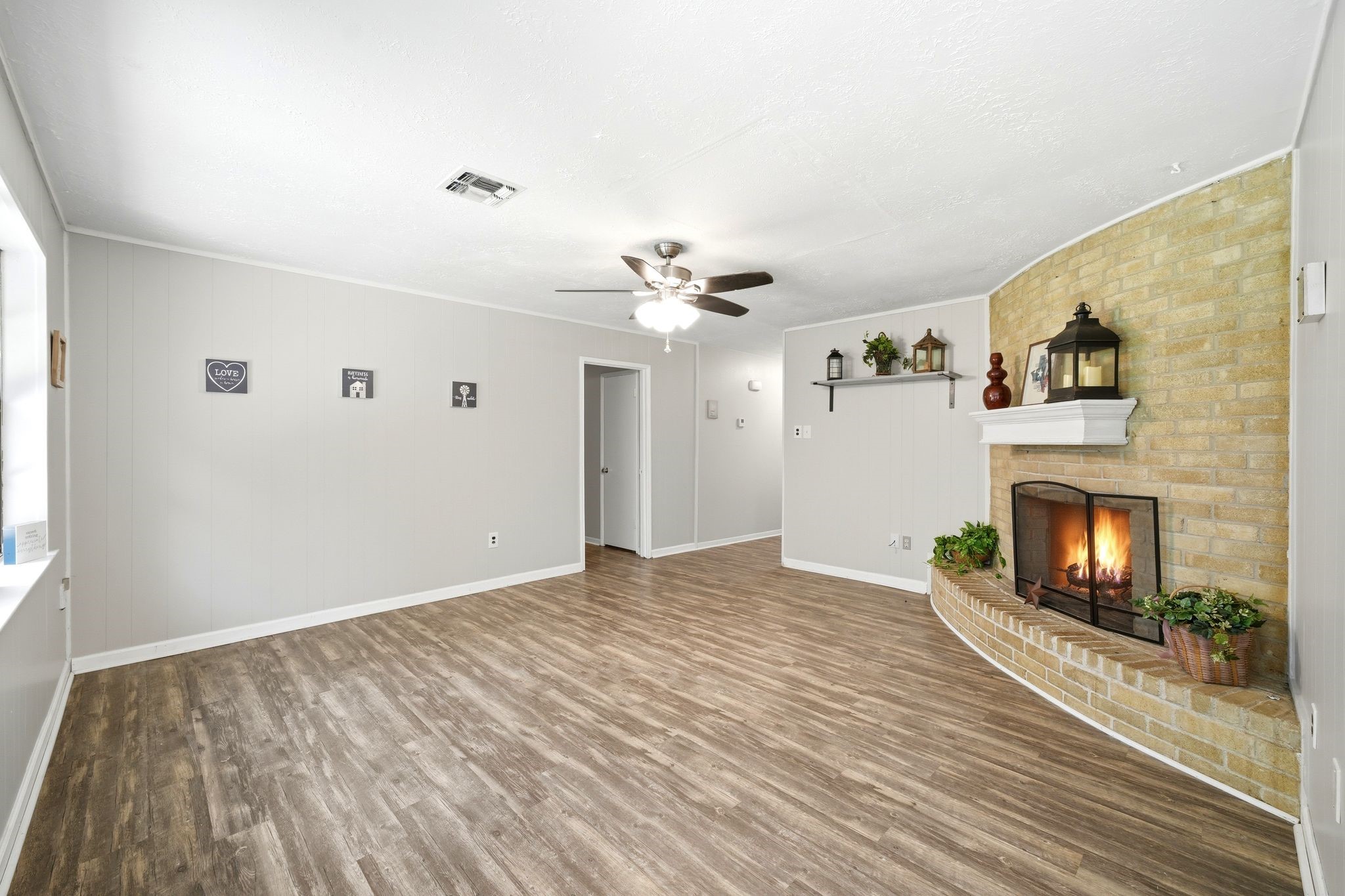23303 Berry Pine Drive Property Photo 11