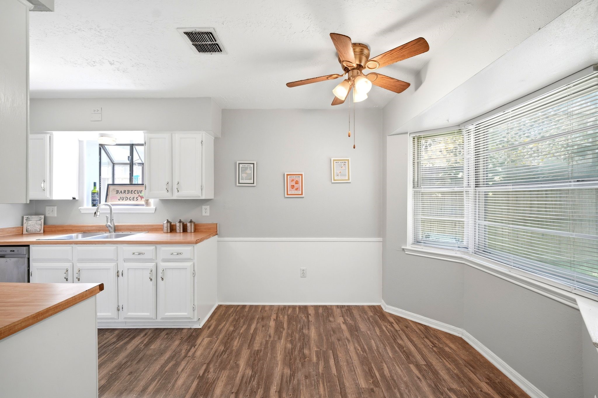 23303 Berry Pine Drive Property Photo 13