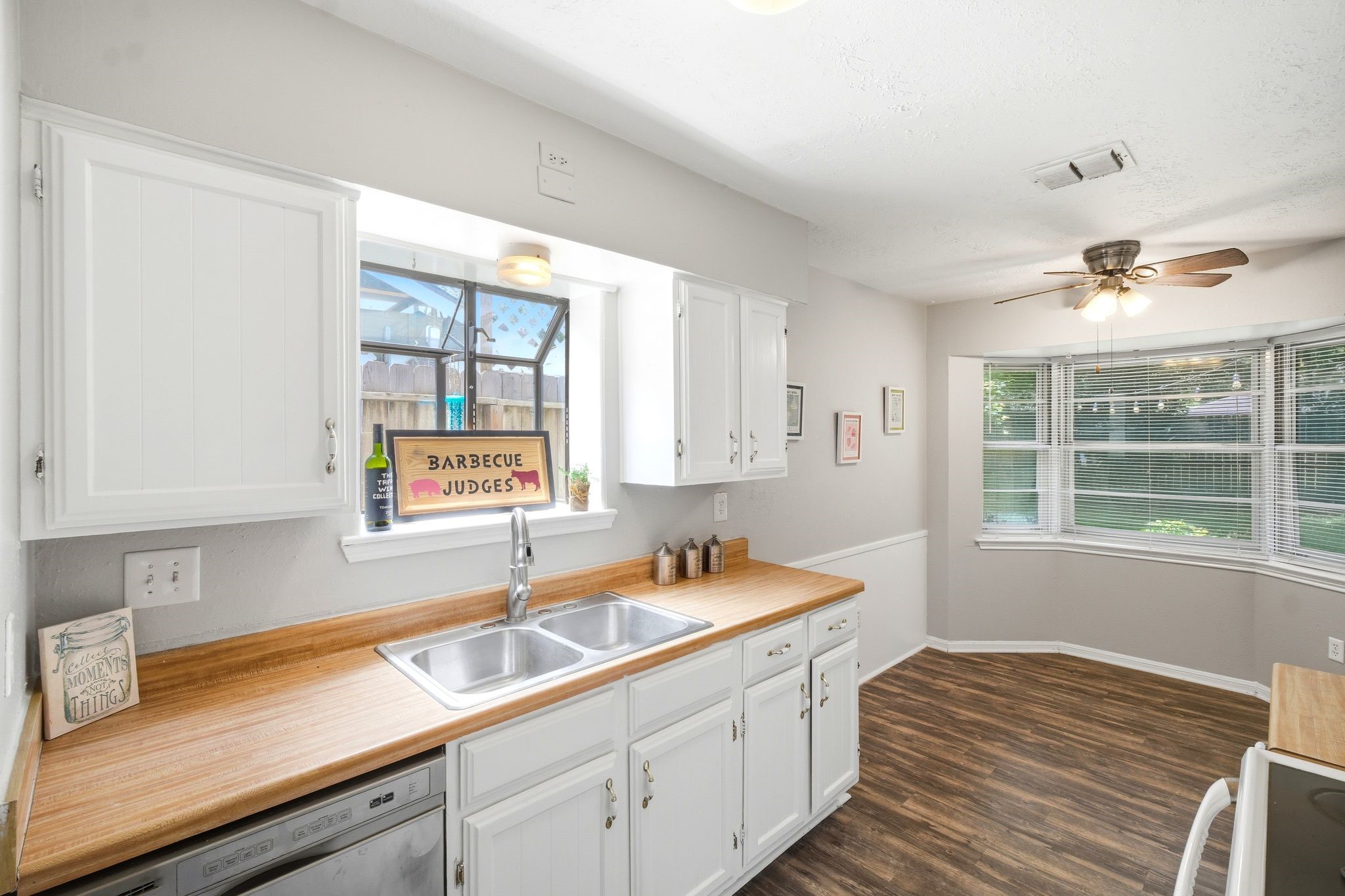 23303 Berry Pine Drive Property Photo 17