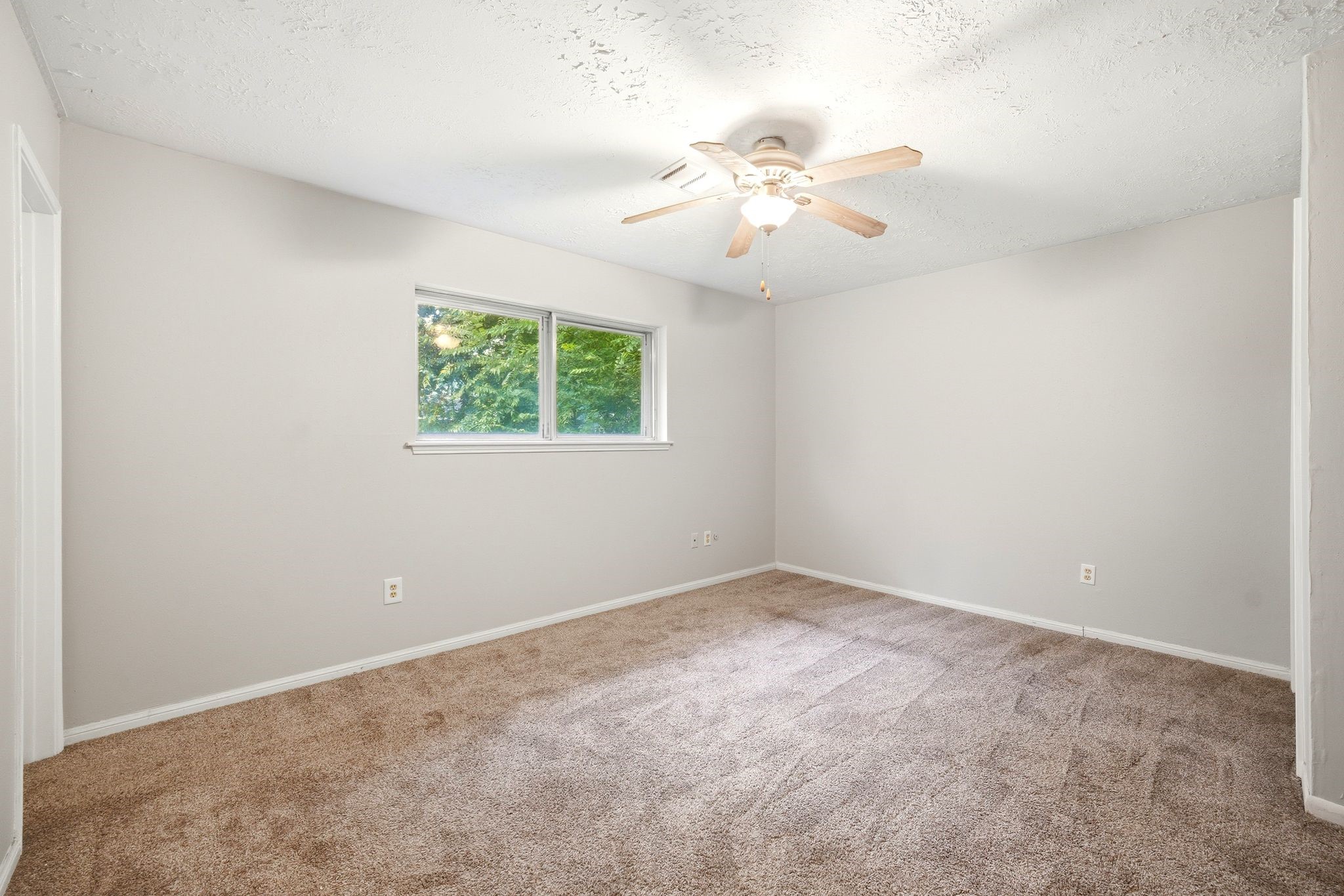 23303 Berry Pine Drive Property Photo 19