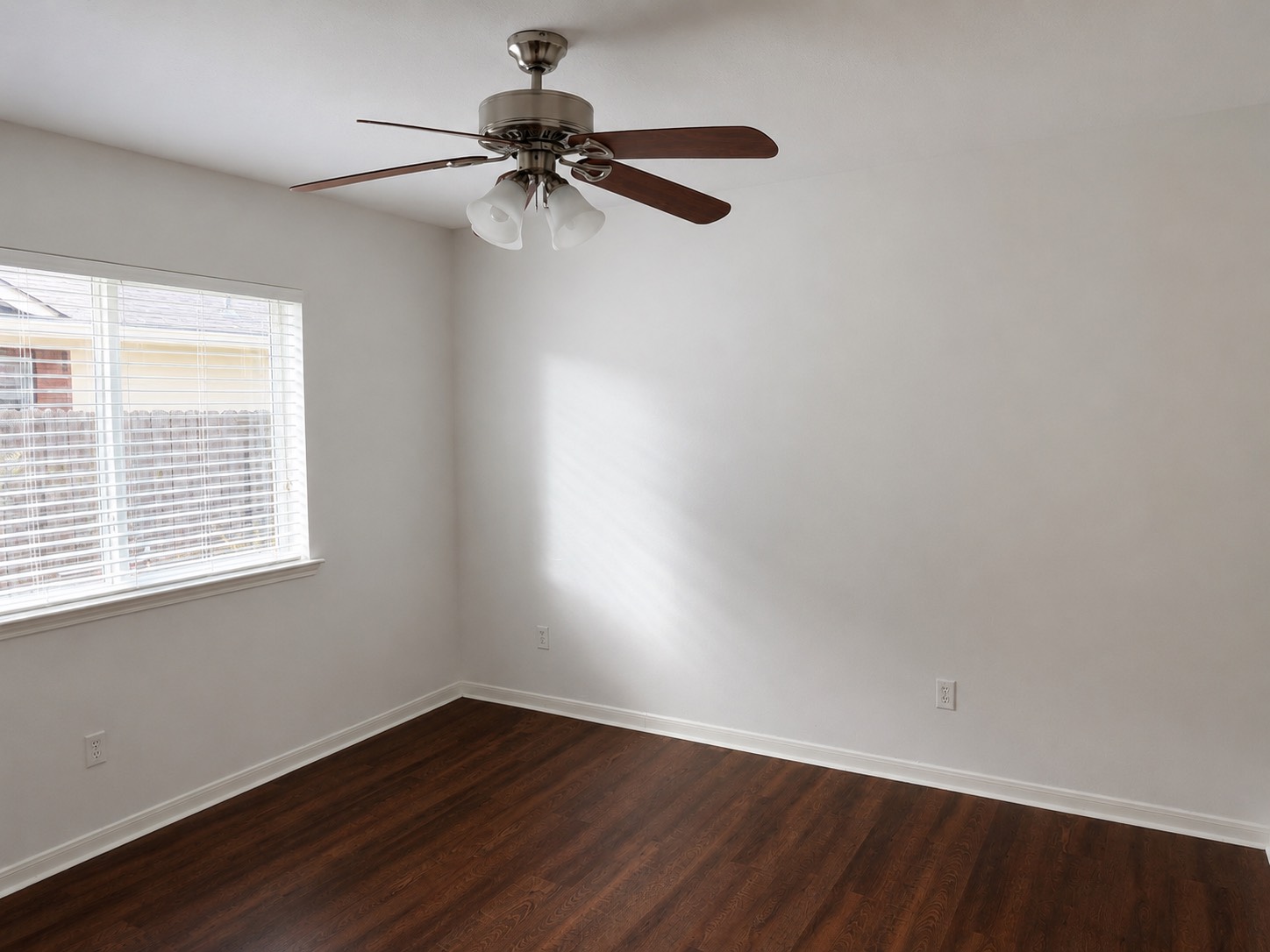 6411 Spring Creek Property Photo 7
