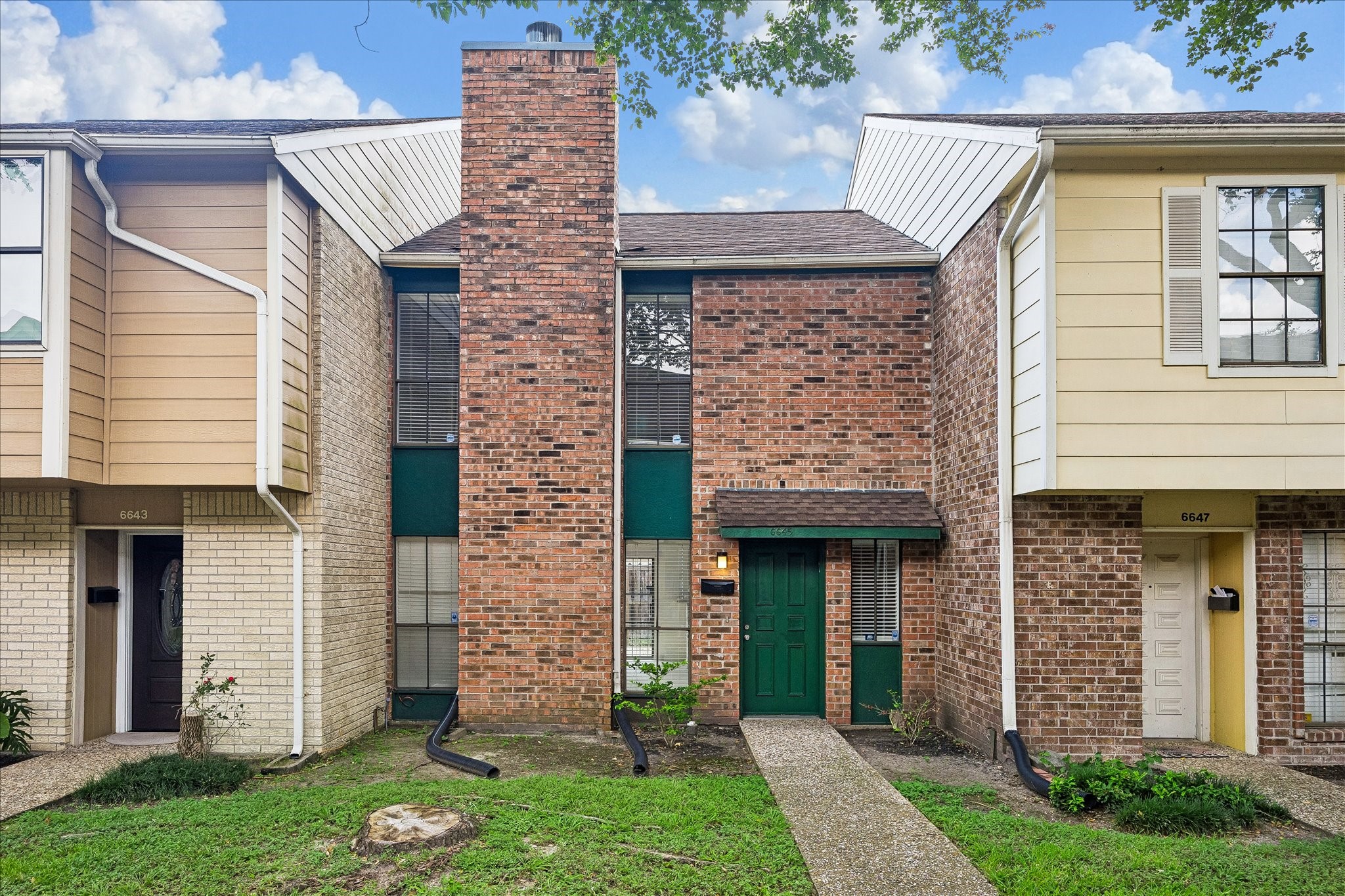 6645 Wanda Lane Property Photo 1