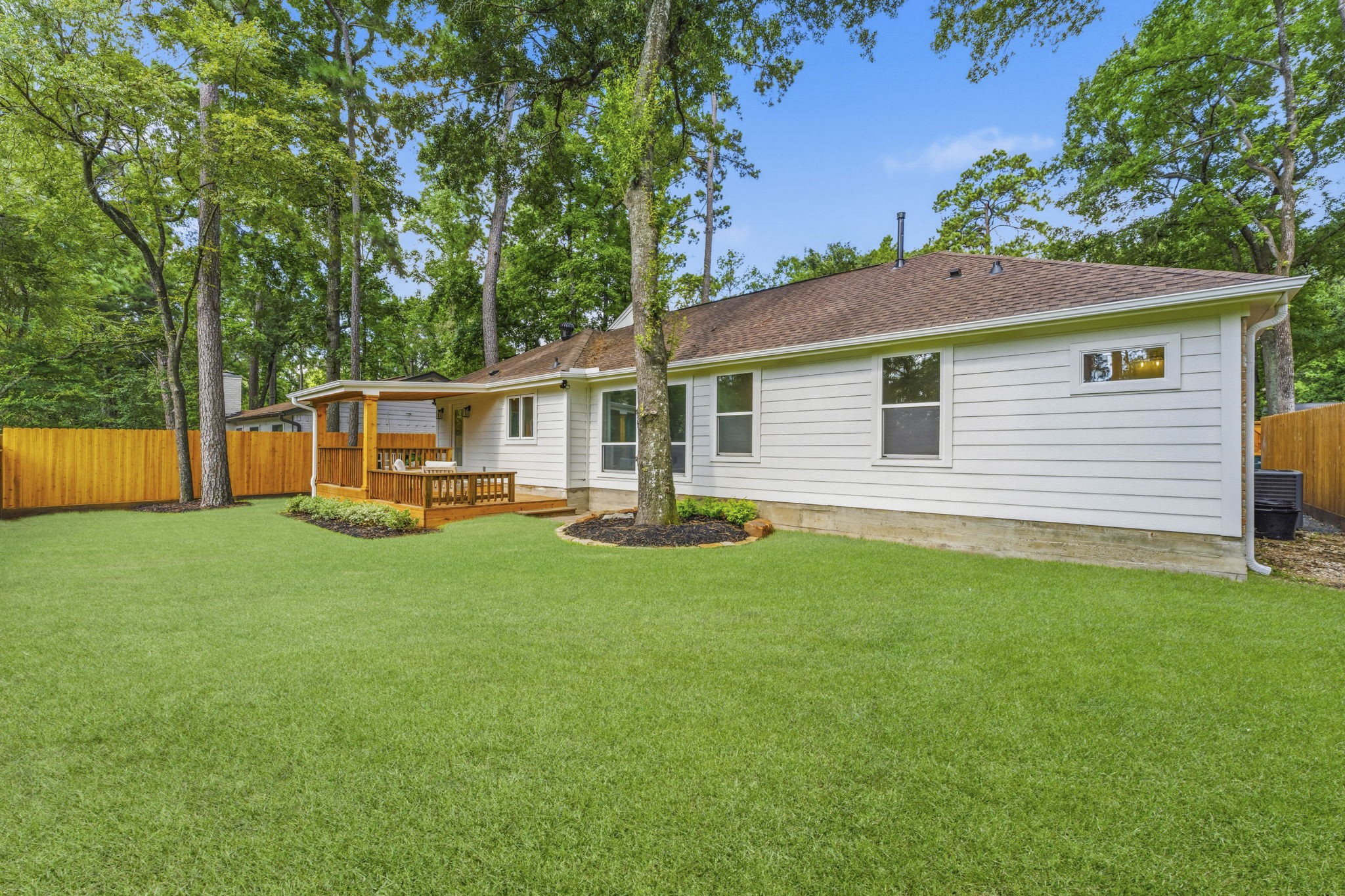 76 Woodhaven Wood Drive Property Photo 38