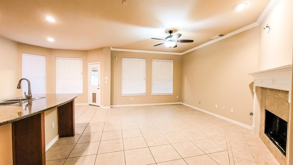24611 Hampton Lakes Drive Property Photo 10