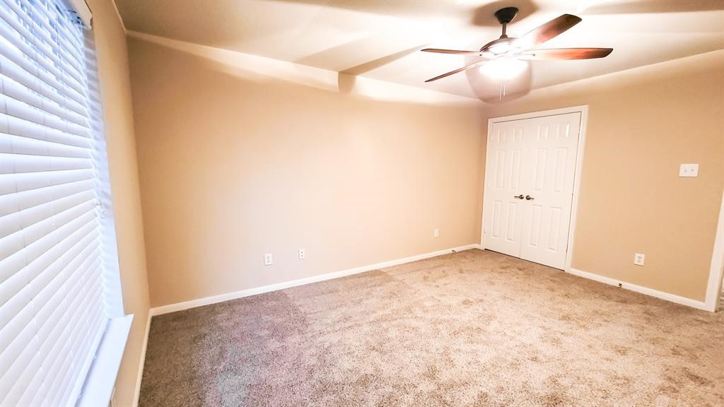 24611 Hampton Lakes Drive Property Photo 25