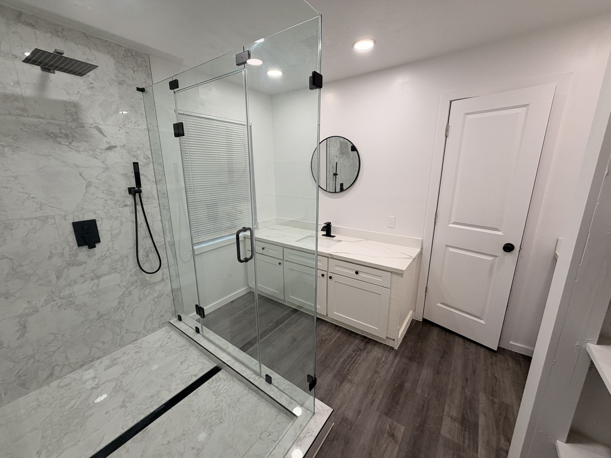 916 Brook Forest Drive B Property Photo 12