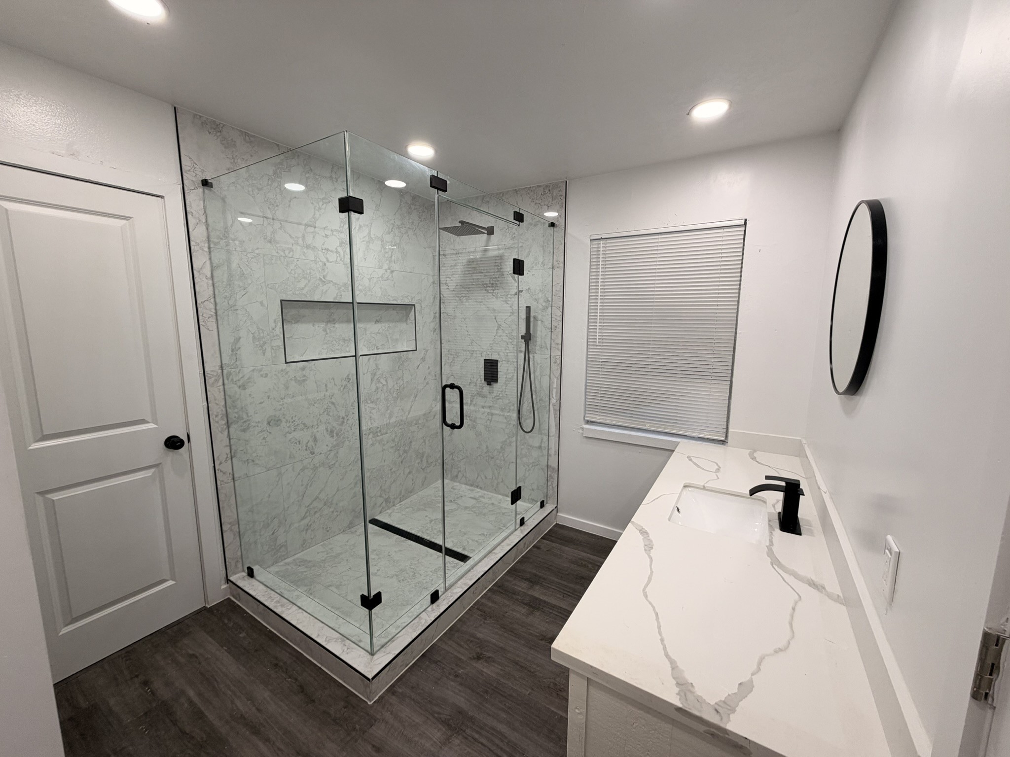 916 Brook Forest Drive B Property Photo 13