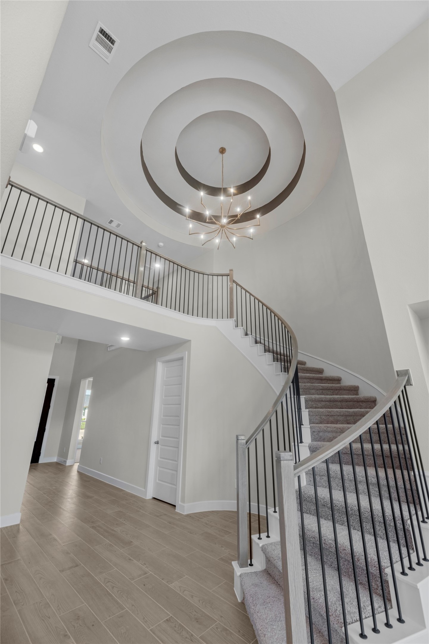 5526 Bermuda Sands Drive Property Photo 1