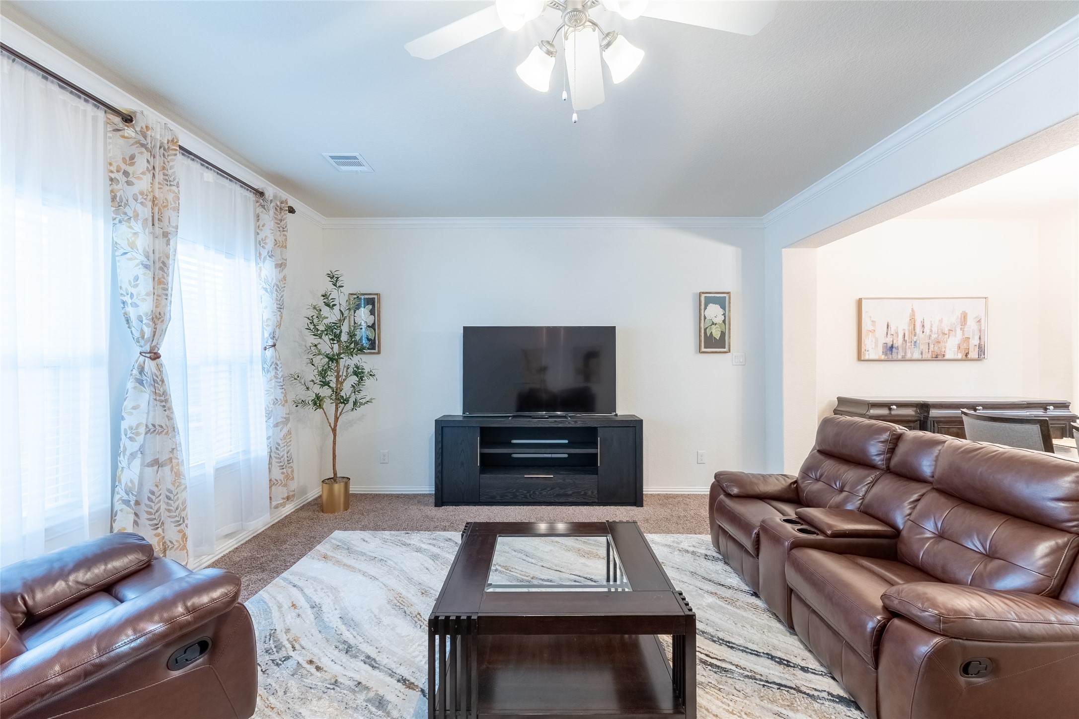 11413 Hackmatack Way Property Photo 5