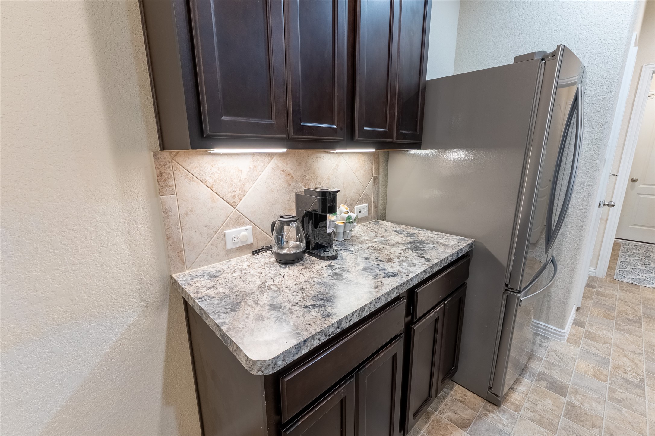 11413 Hackmatack Way Property Photo 11