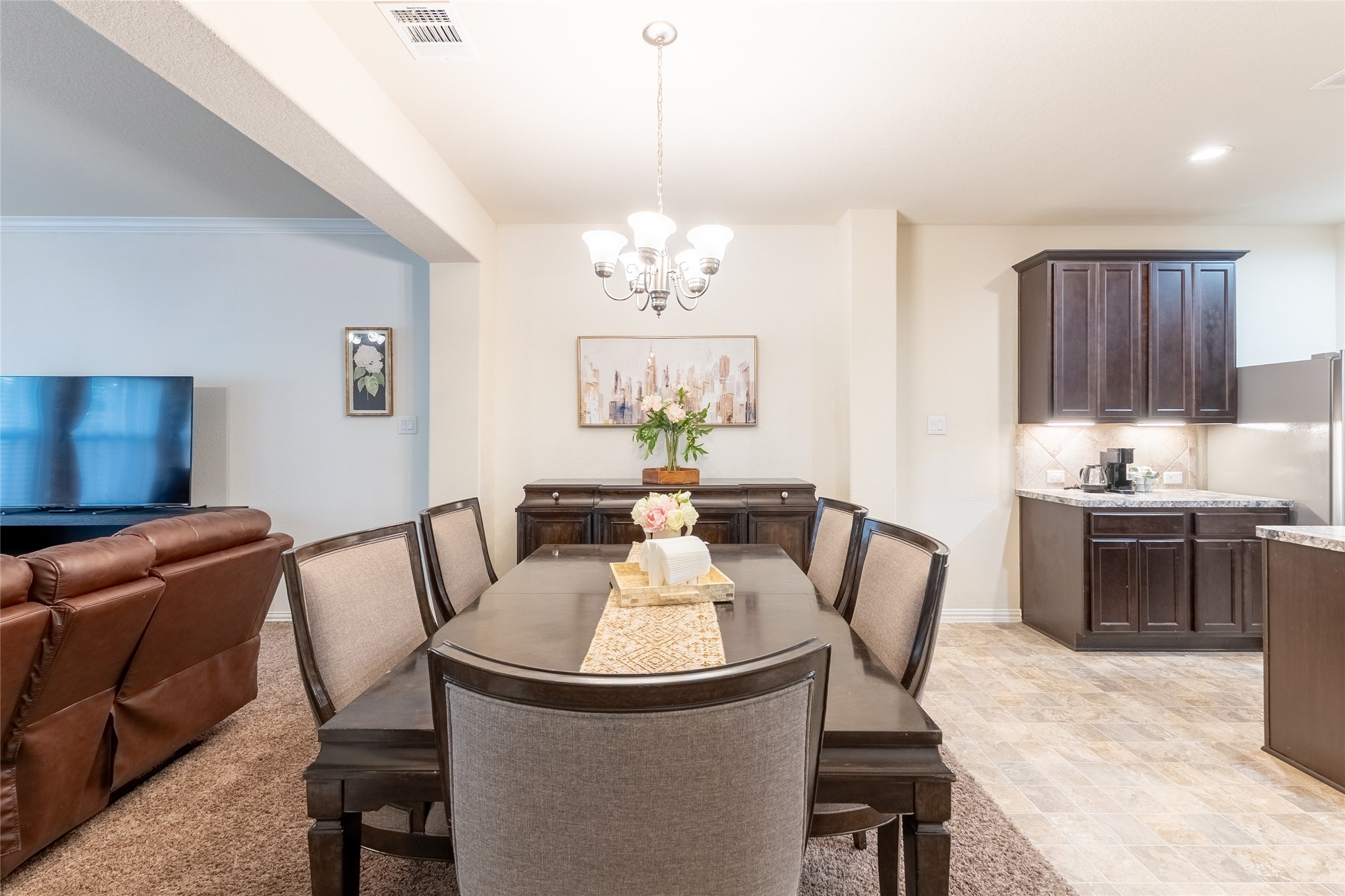 11413 Hackmatack Way Property Photo 16