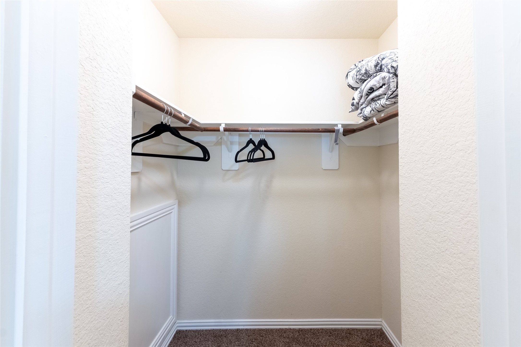 11413 Hackmatack Way Property Photo 19