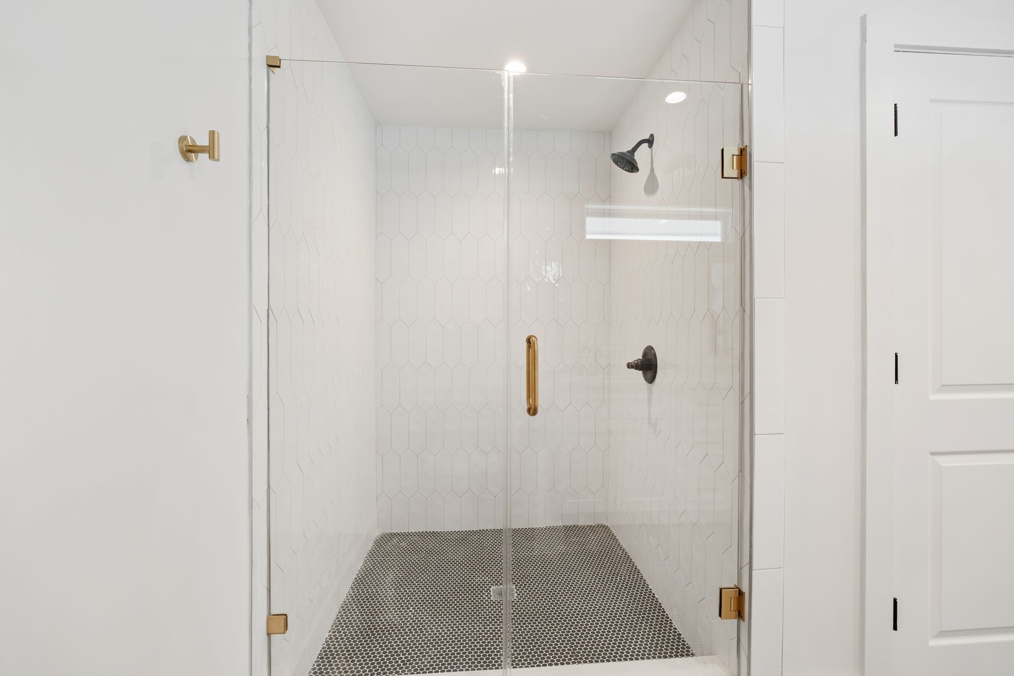 1910 Lynnview Drive Property Photo 14