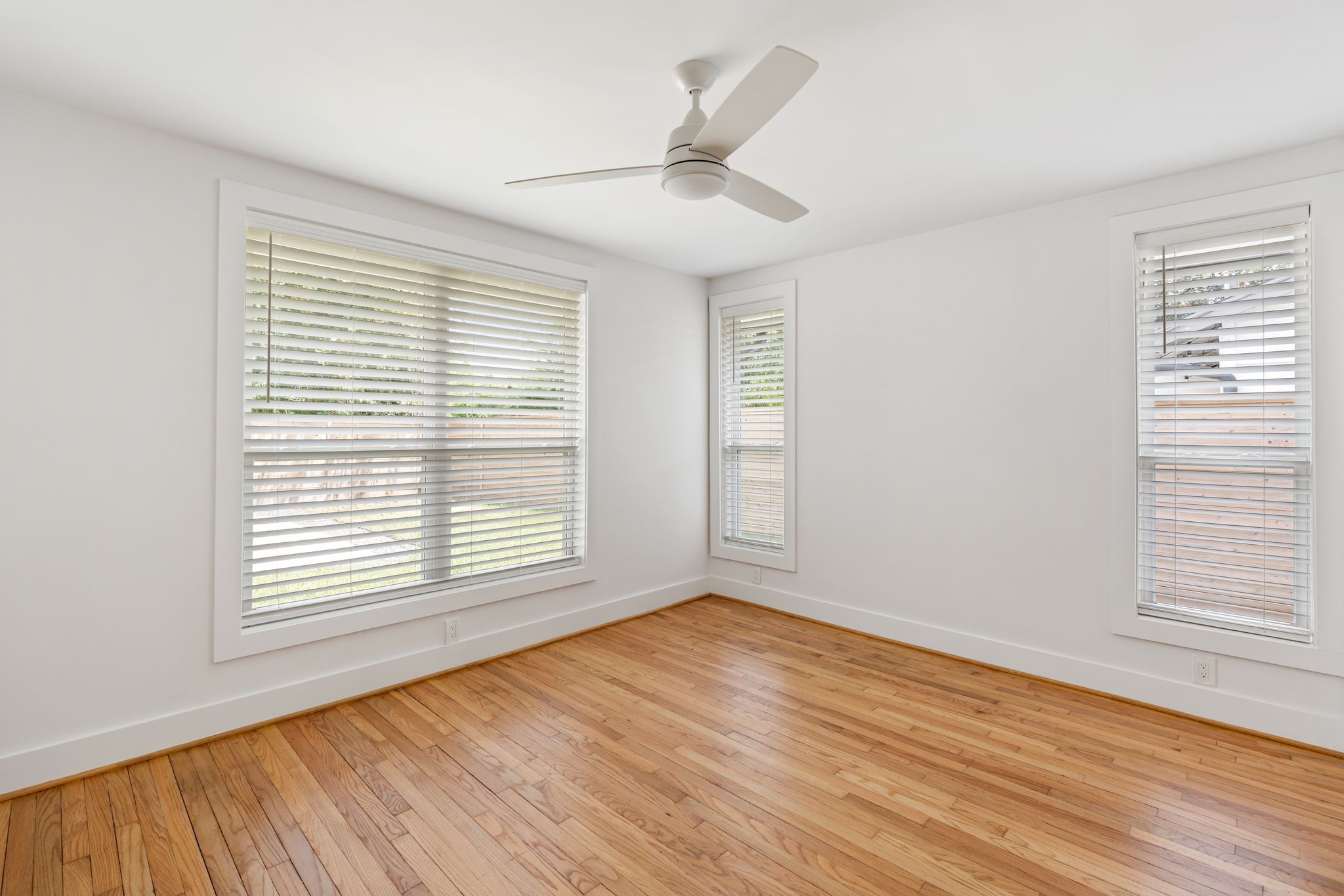 1910 Lynnview Drive Property Photo 18