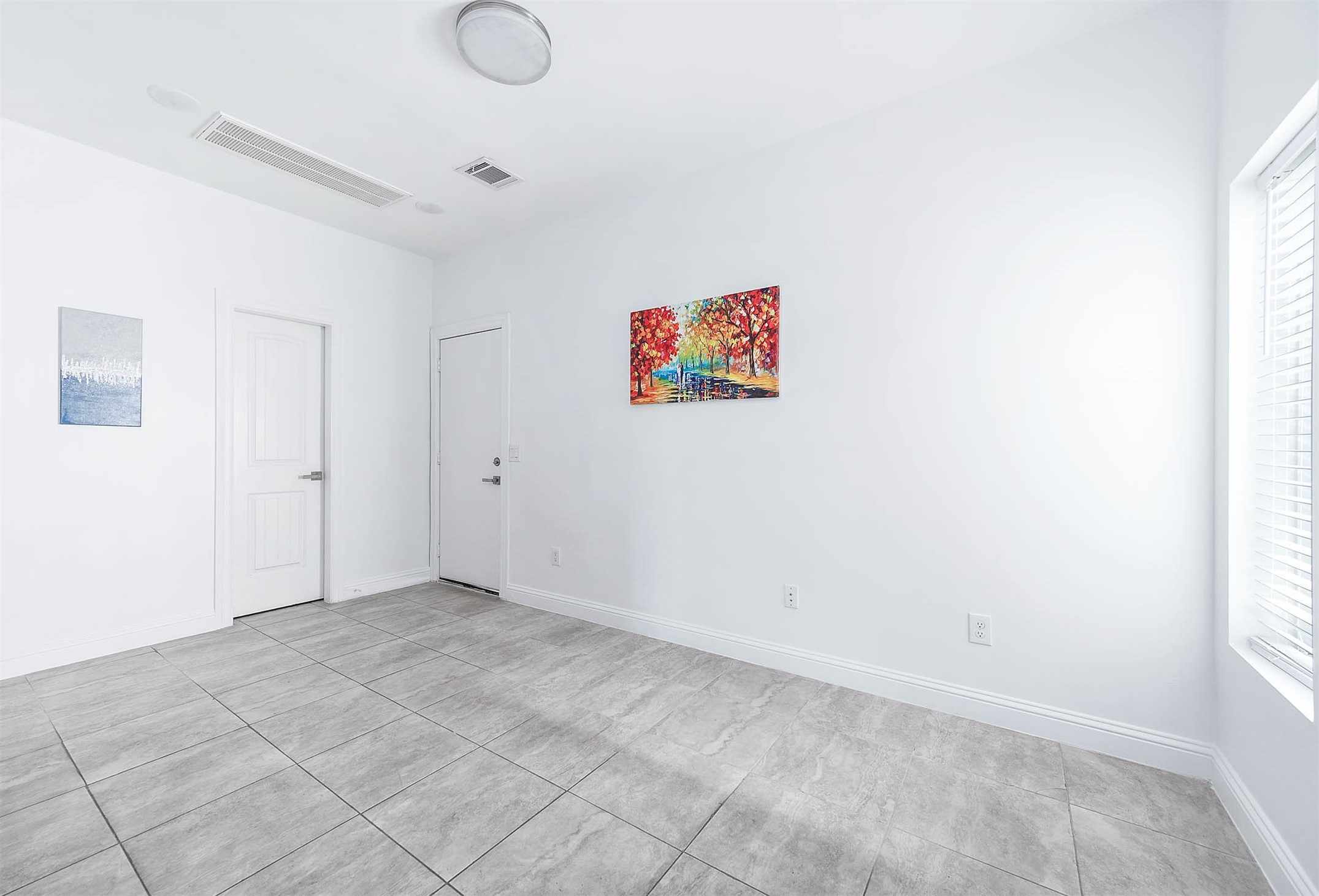 1721 Henderson Street Property Photo 7