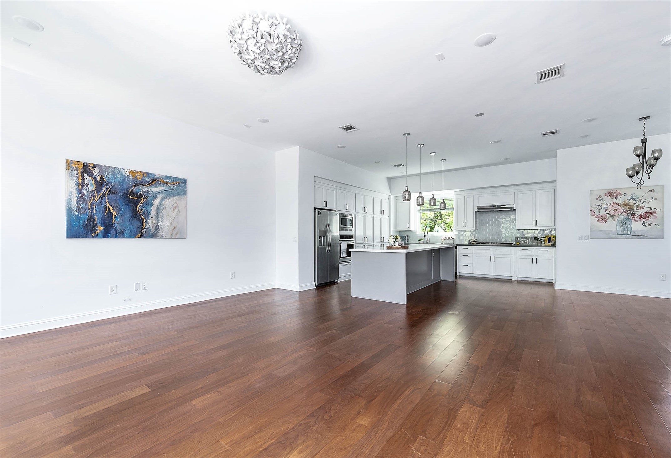 1721 Henderson Street Property Photo 18