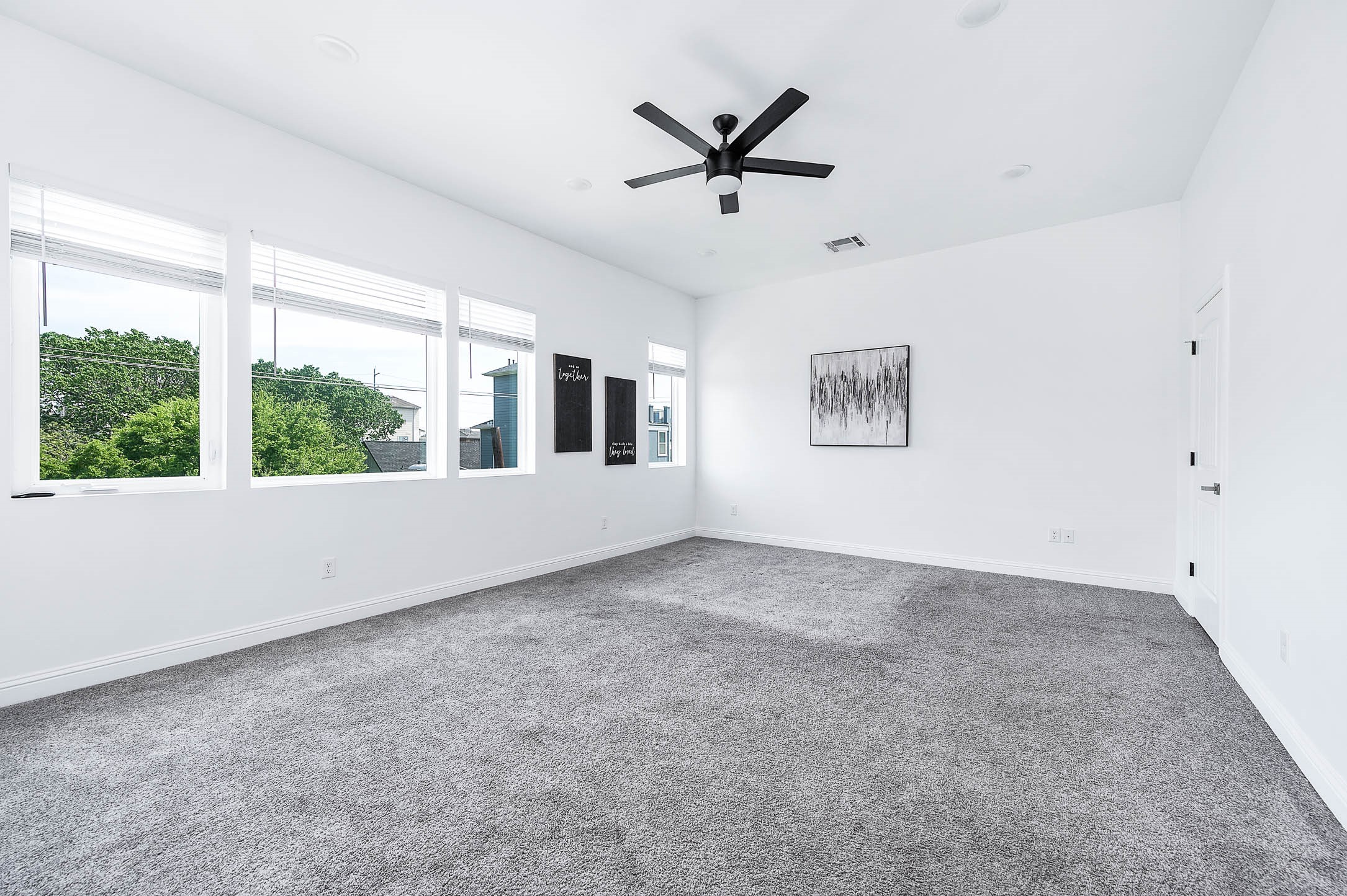 1721 Henderson Street Property Photo 24