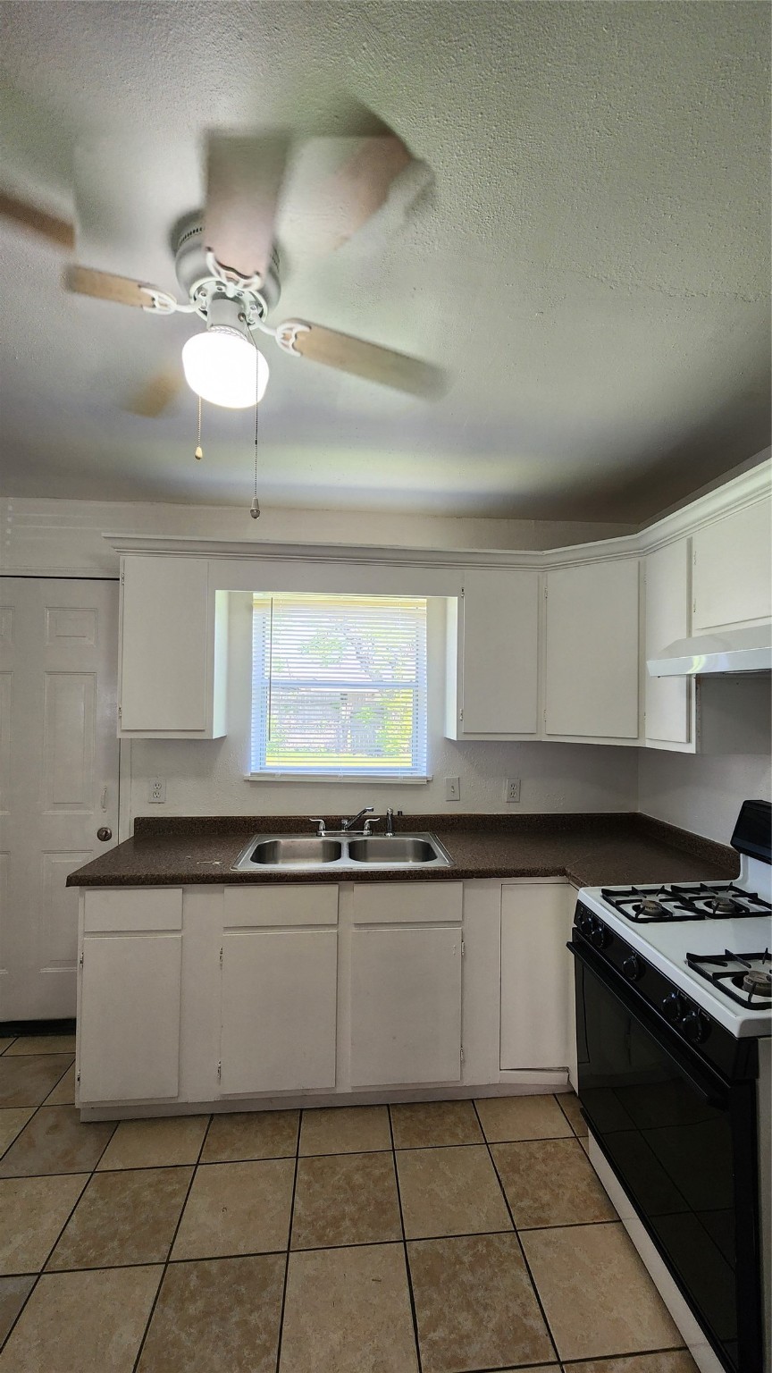801 Majorca Drive Property Photo 4