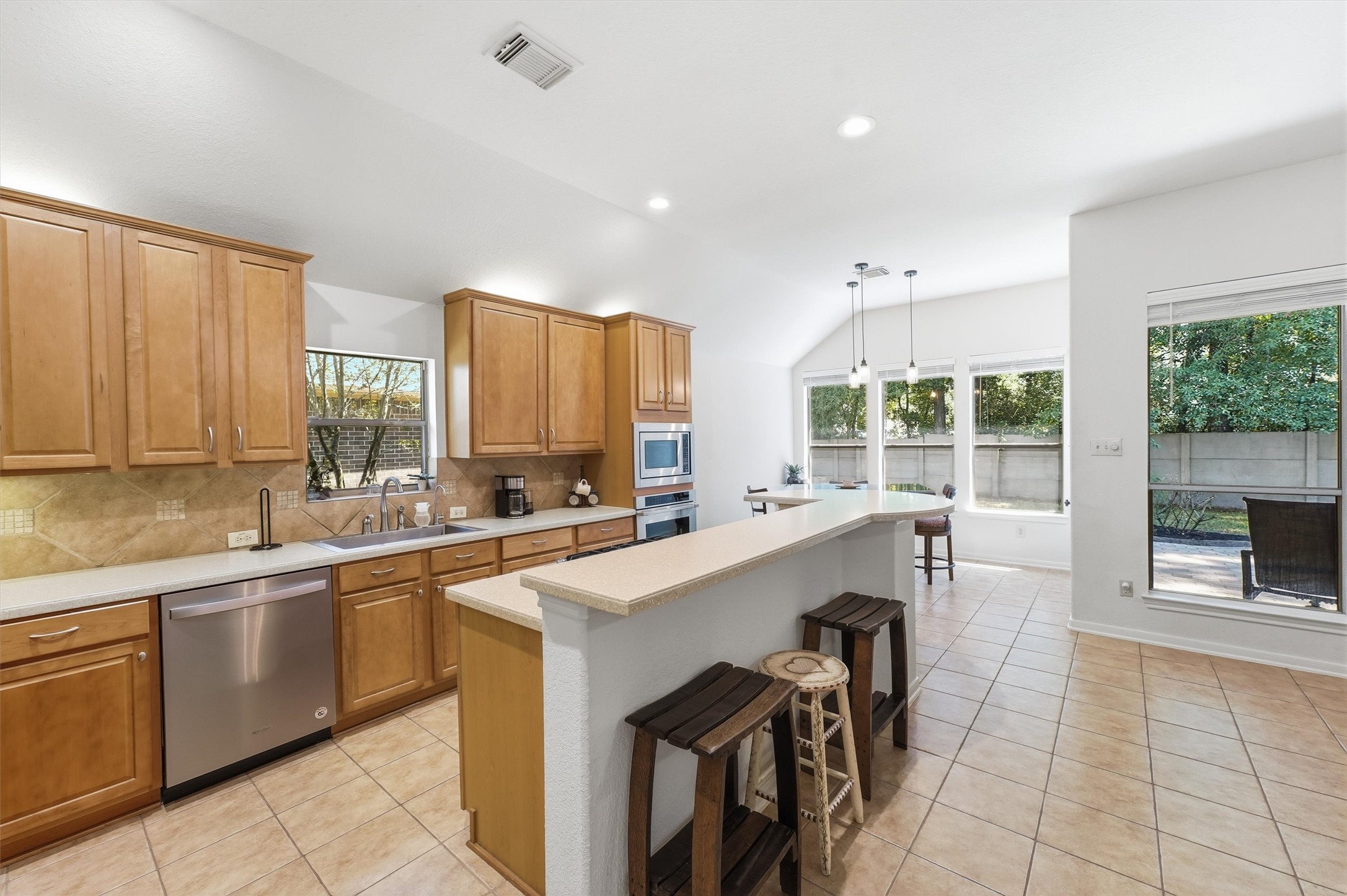 22117 Iron Knoll Drive Property Photo 11