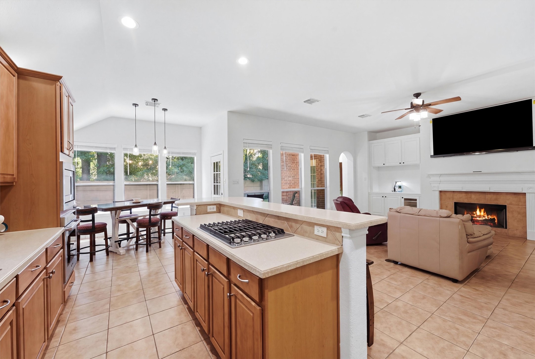 22117 Iron Knoll Drive Property Photo 12