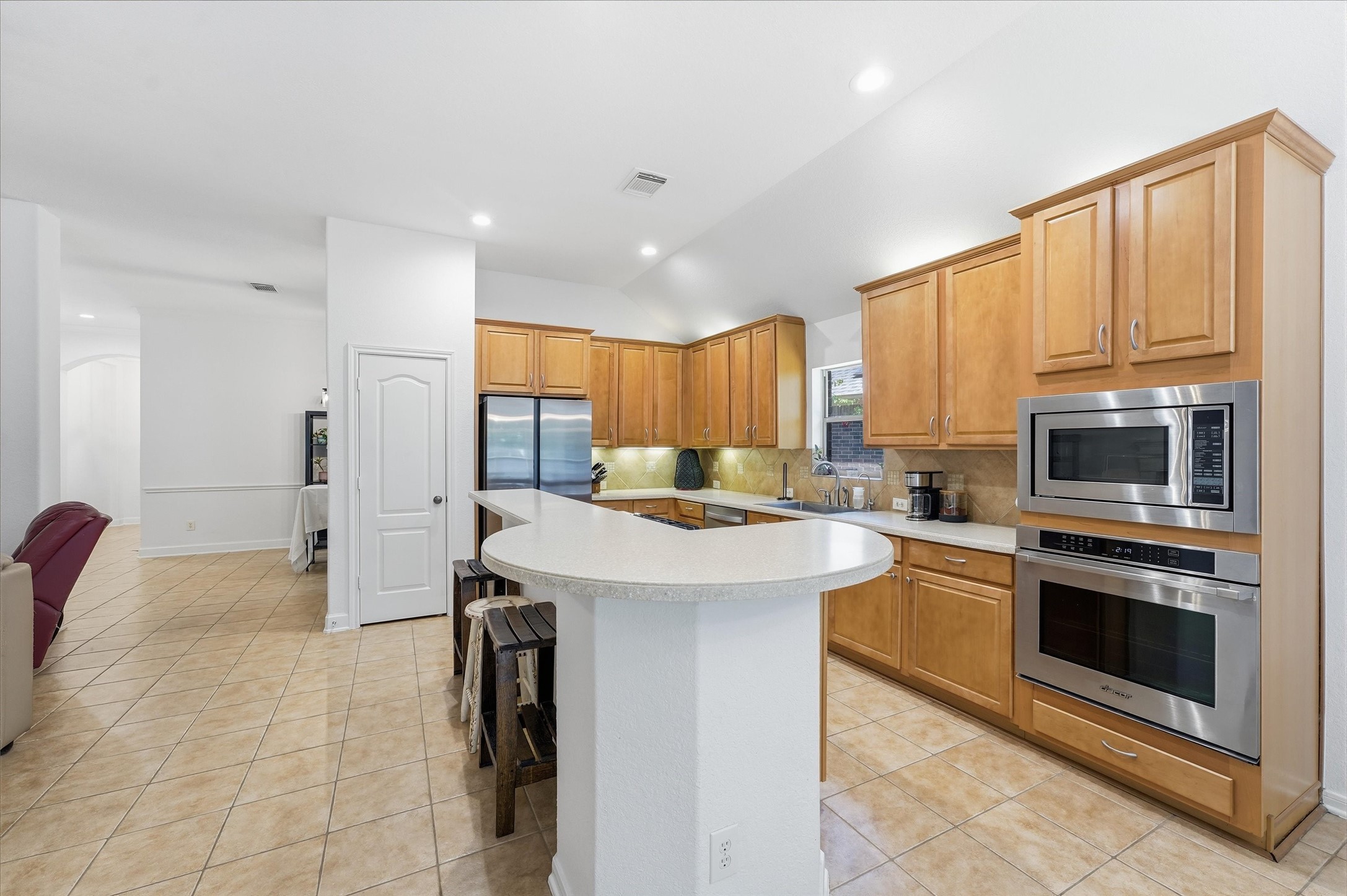 22117 Iron Knoll Drive Property Photo 13