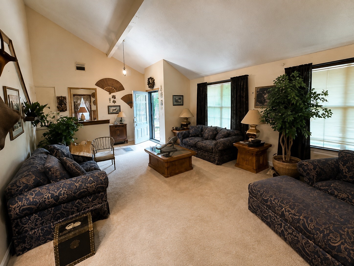 3626 Chapel Square Drive Property Photo 4