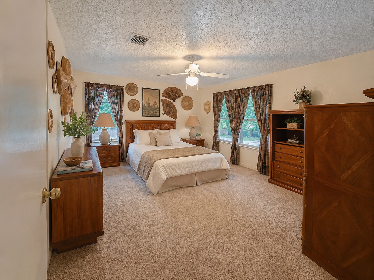 3626 Chapel Square Drive Property Photo 8