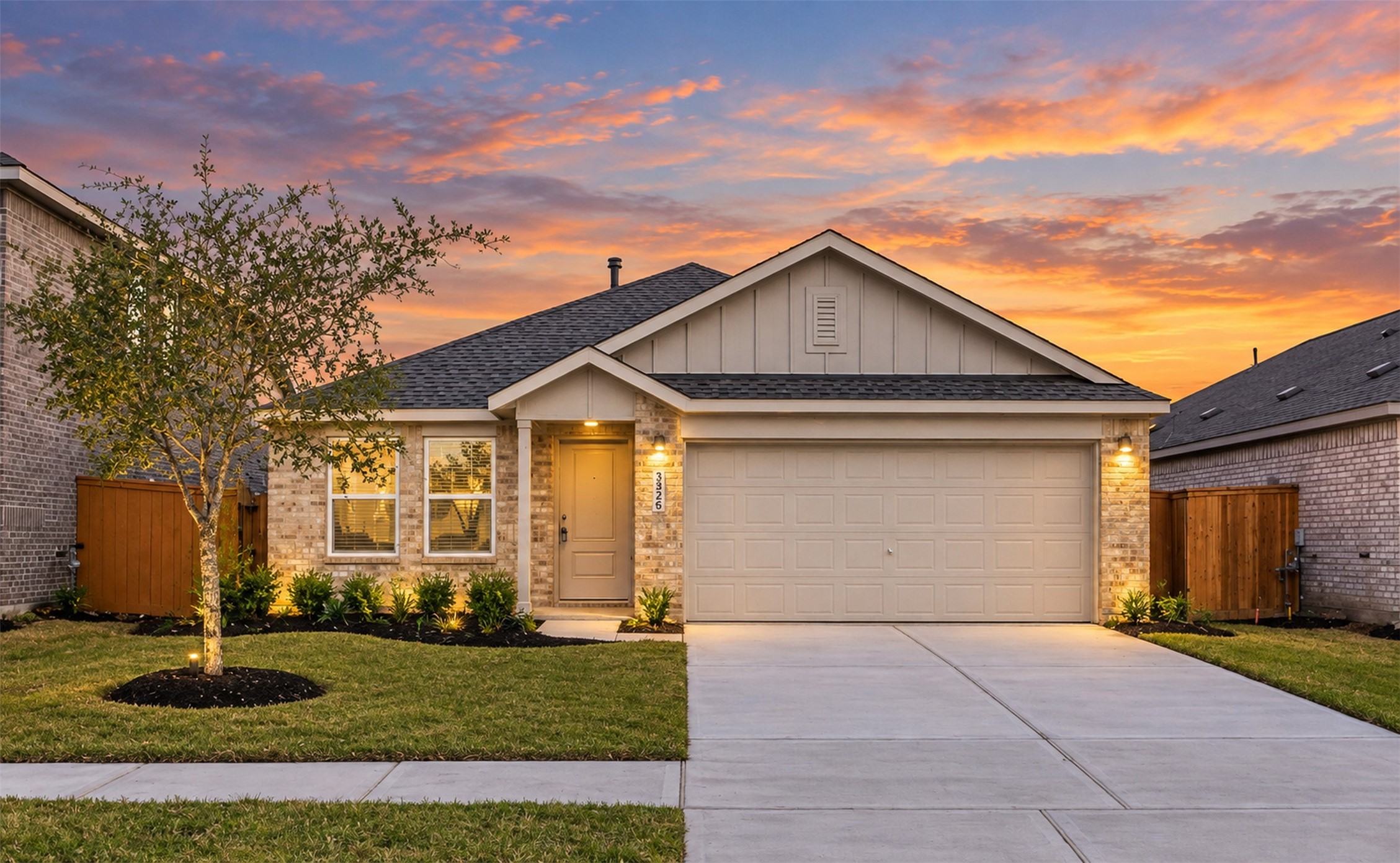 2526 Night Emerald Property Photo 1