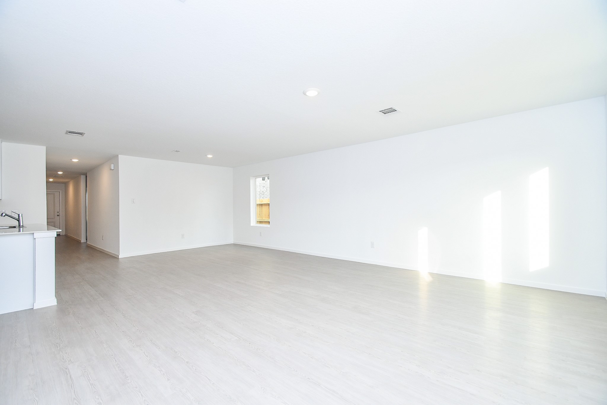 2526 Night Emerald Property Photo 9