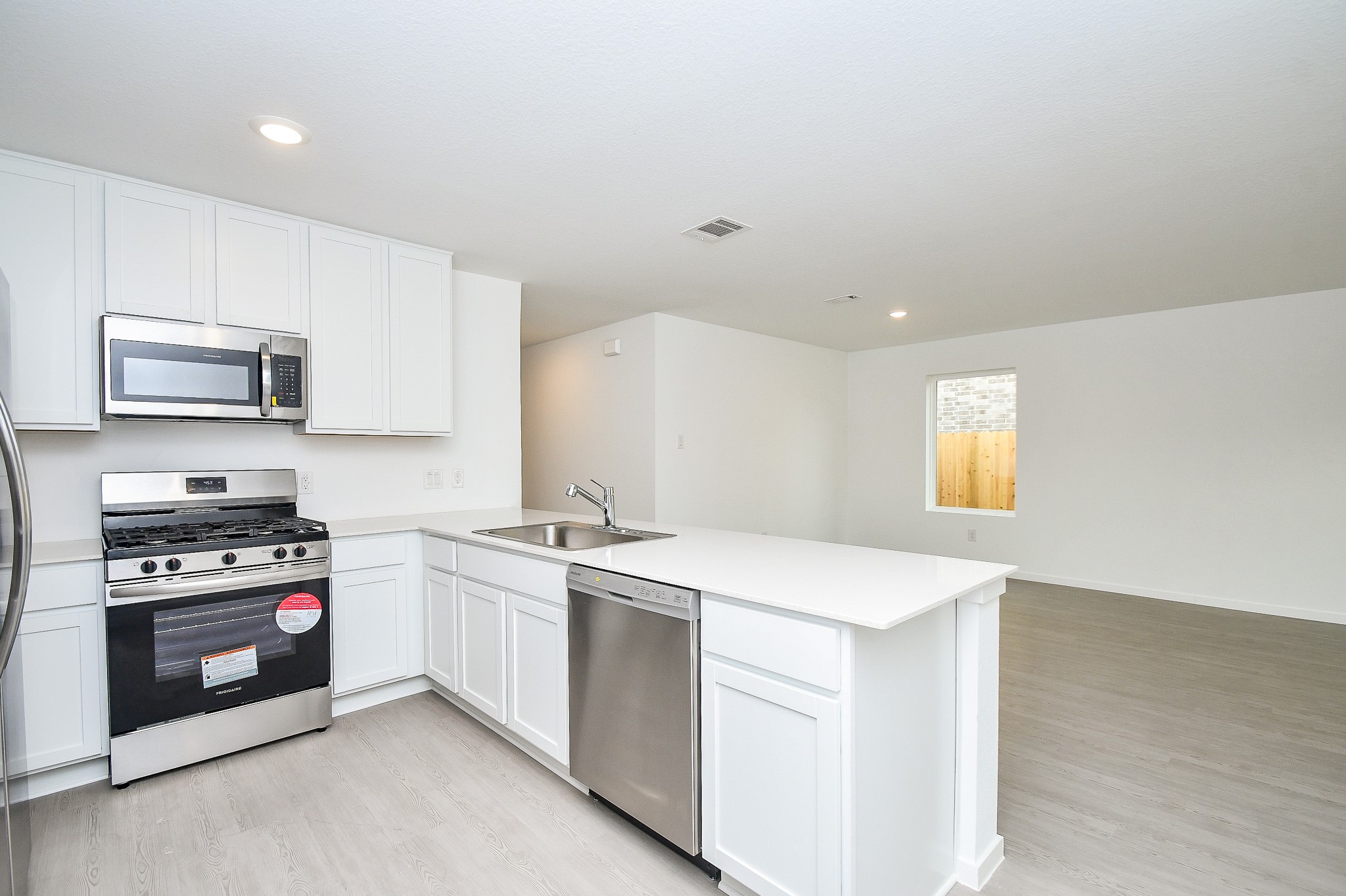2526 Night Emerald Property Photo 12