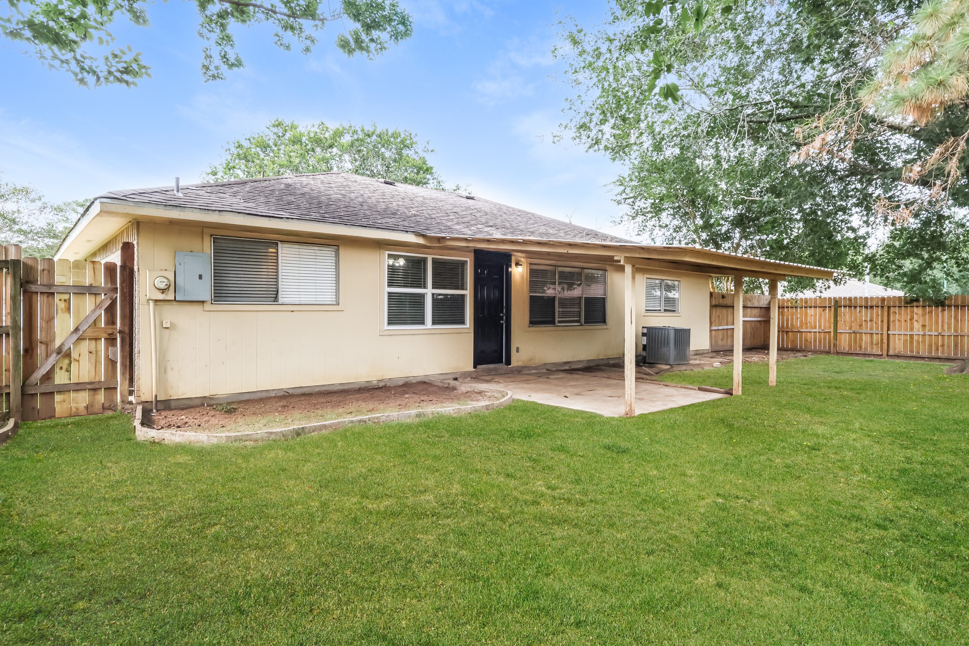 20327 Bridgedale Lane Property Photo 18