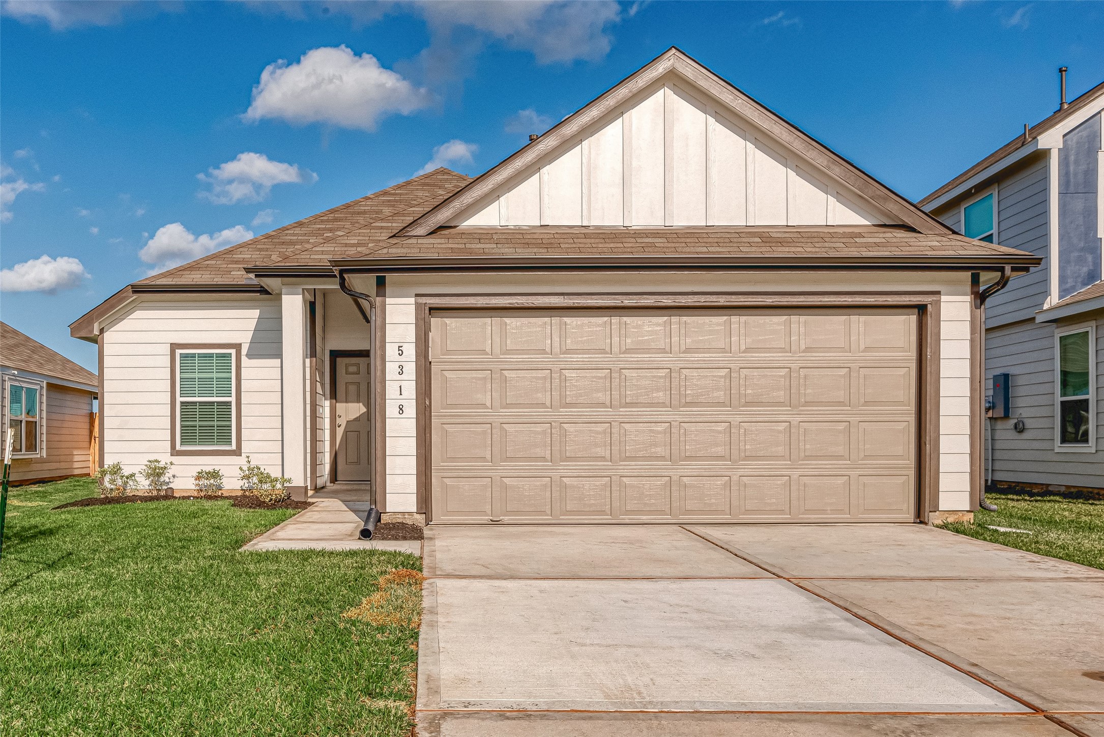 5318 Briana Dee Dr Property Photo 2